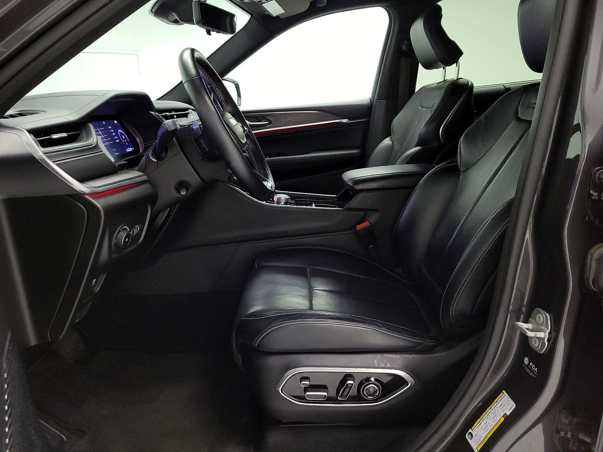 Thumbnail: 2022 Jeep Grand Cherokee L - 11