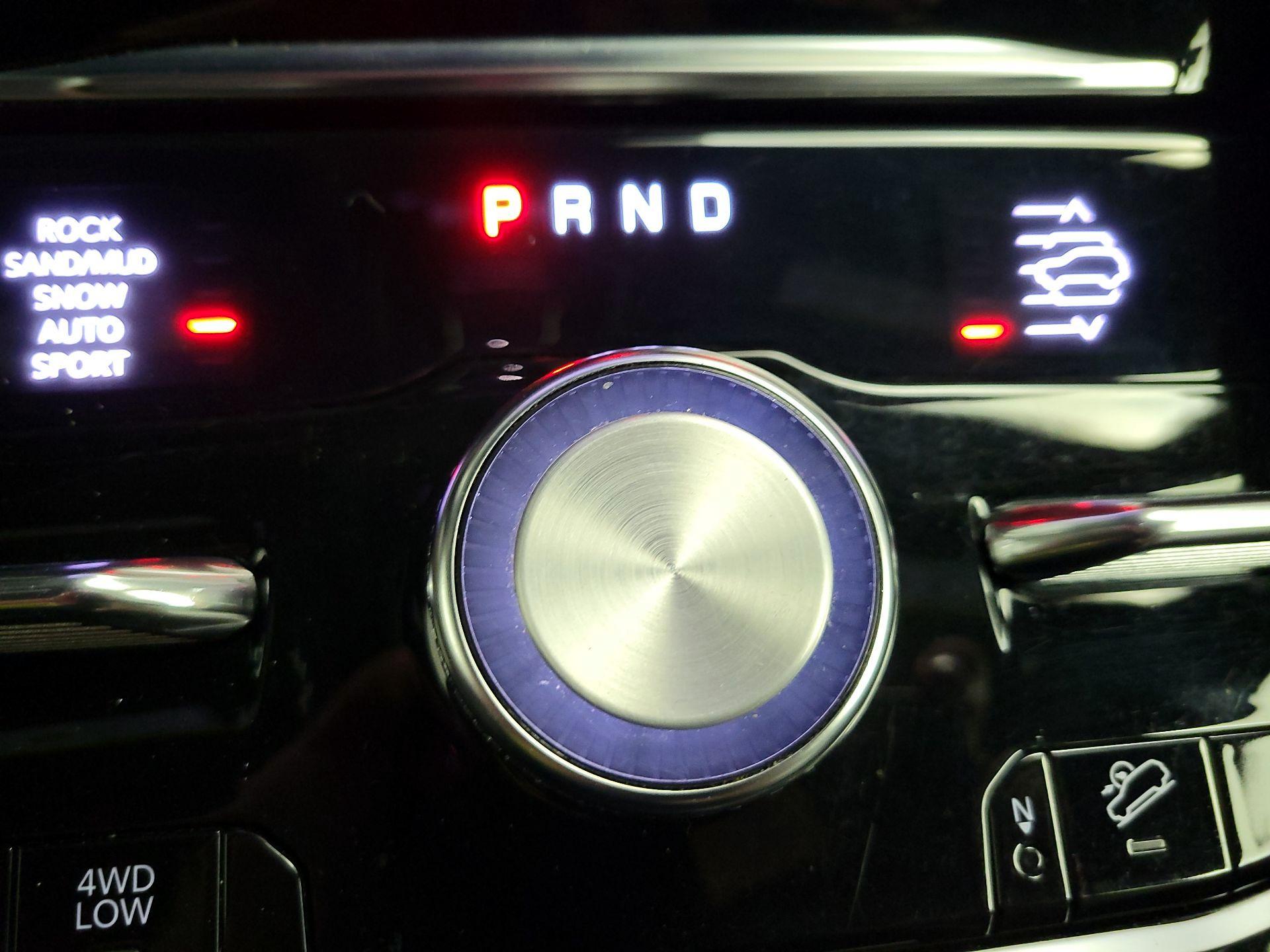 Thumbnail: 2022 Jeep Grand Cherokee L - 18