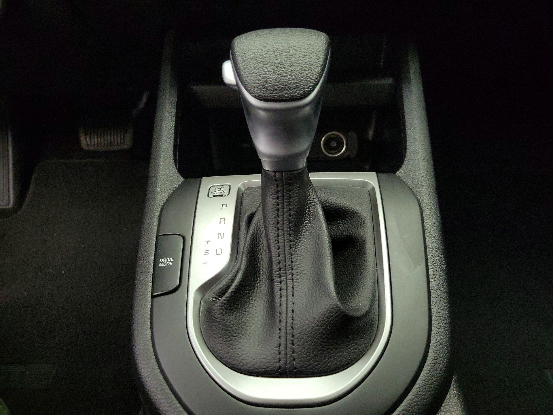 Thumbnail: 2020 Kia Forte - 16