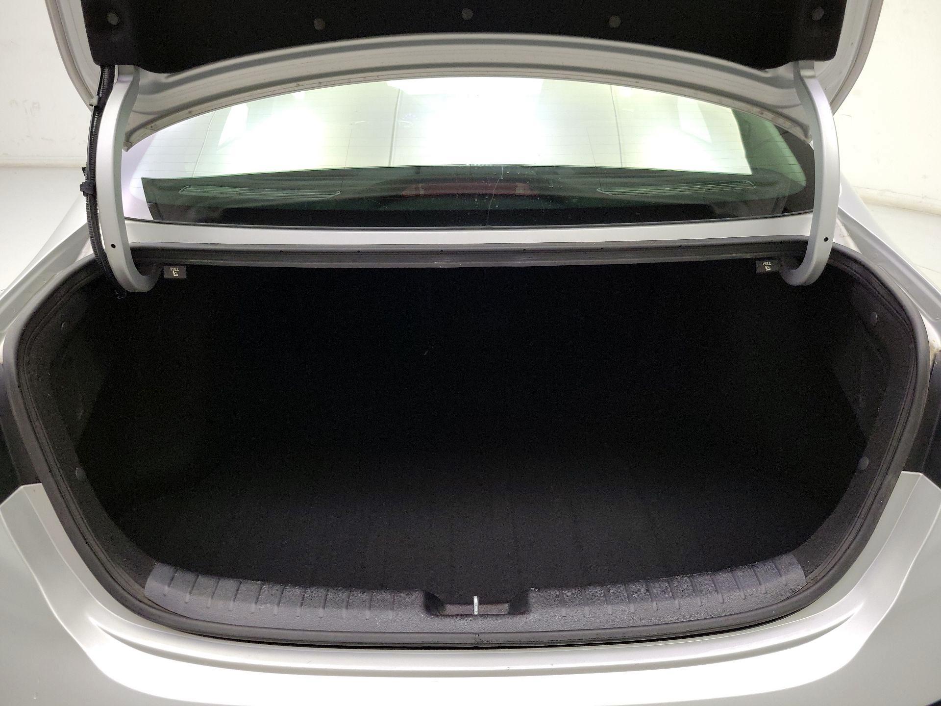 Thumbnail: 2020 Kia Forte - 19