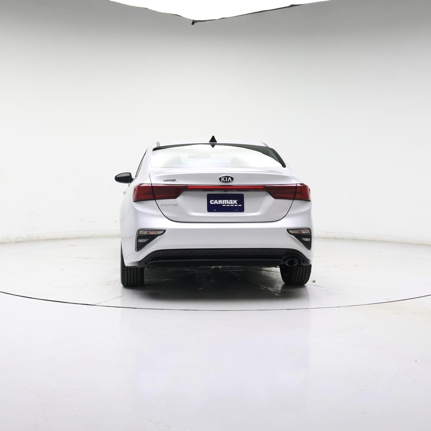 Thumbnail: 2020 Kia Forte - 6