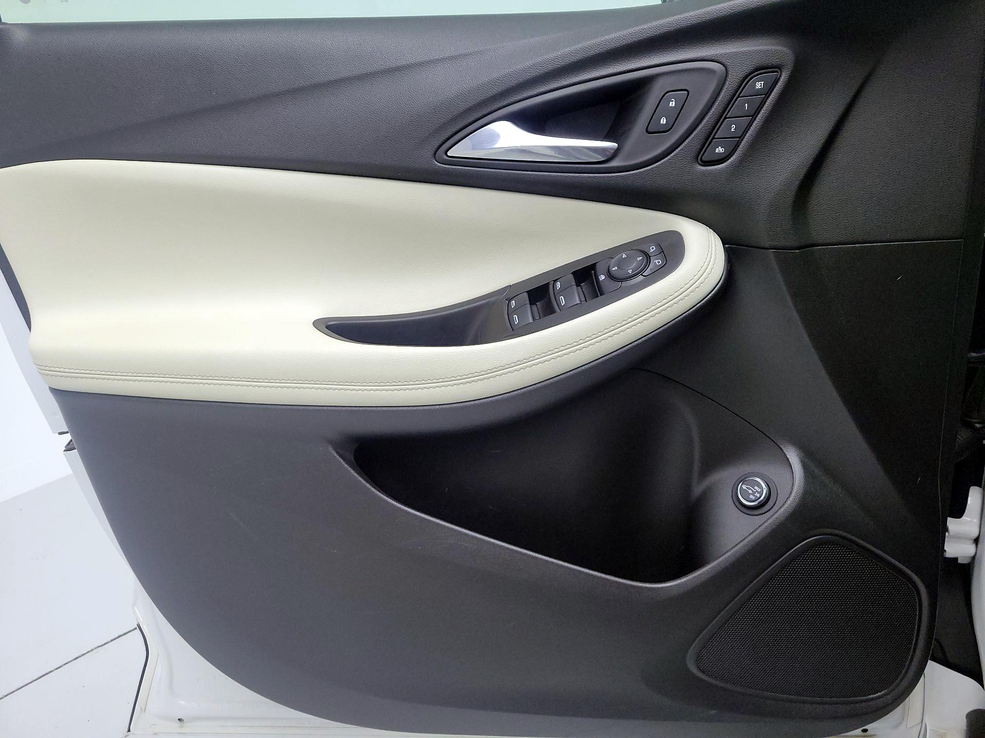 Thumbnail: 2021 Buick Encore GX - 12