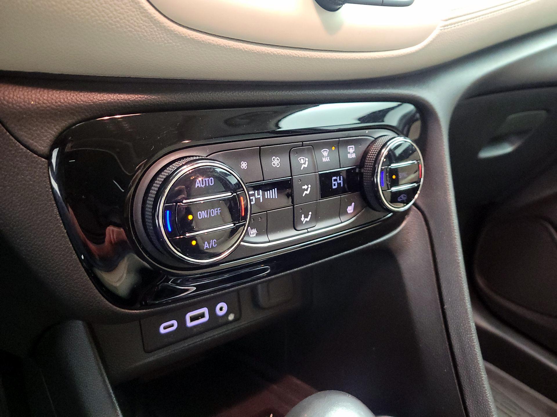 Thumbnail: 2021 Buick Encore GX - 14