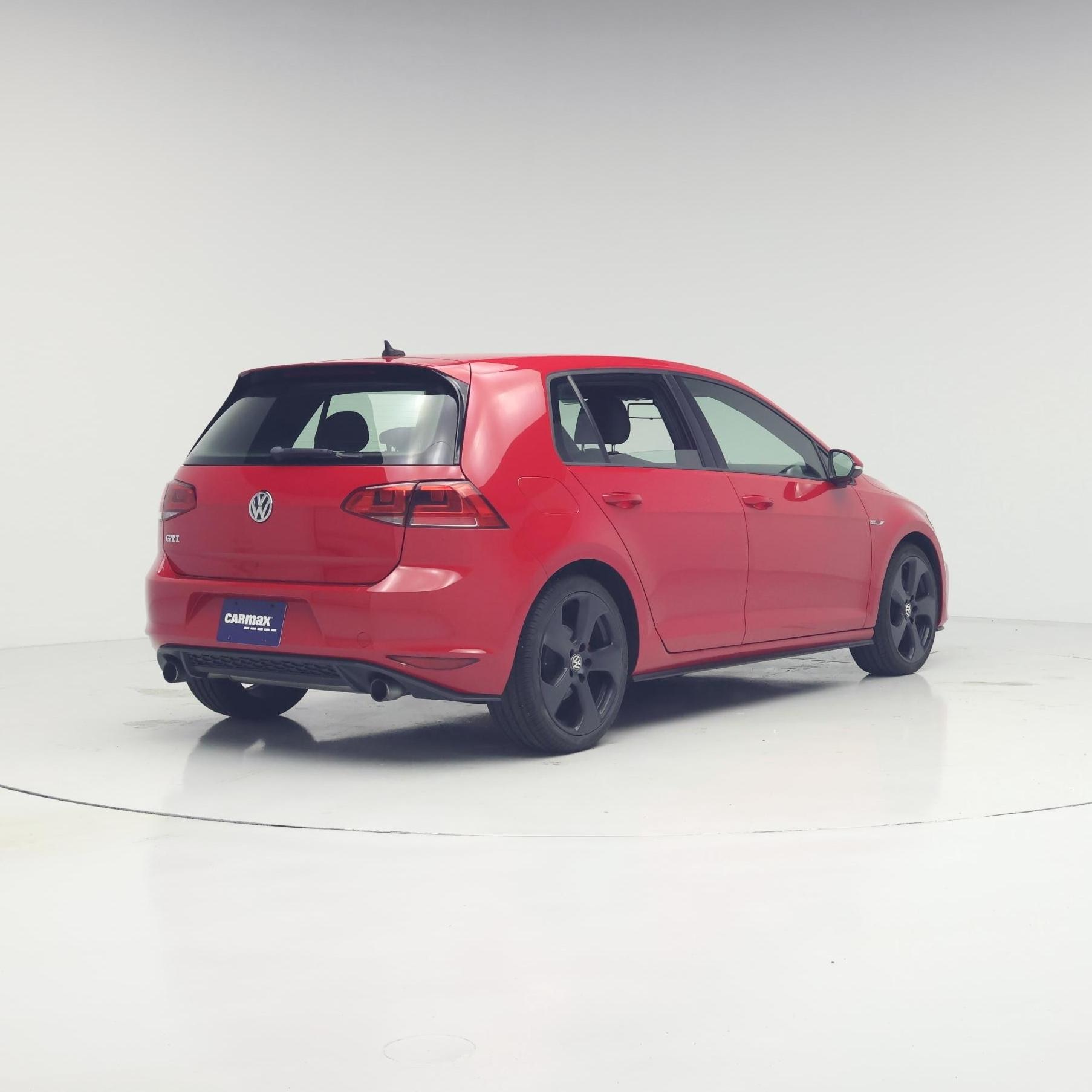 Thumbnail: 2017 Volkswagen Golf - 8