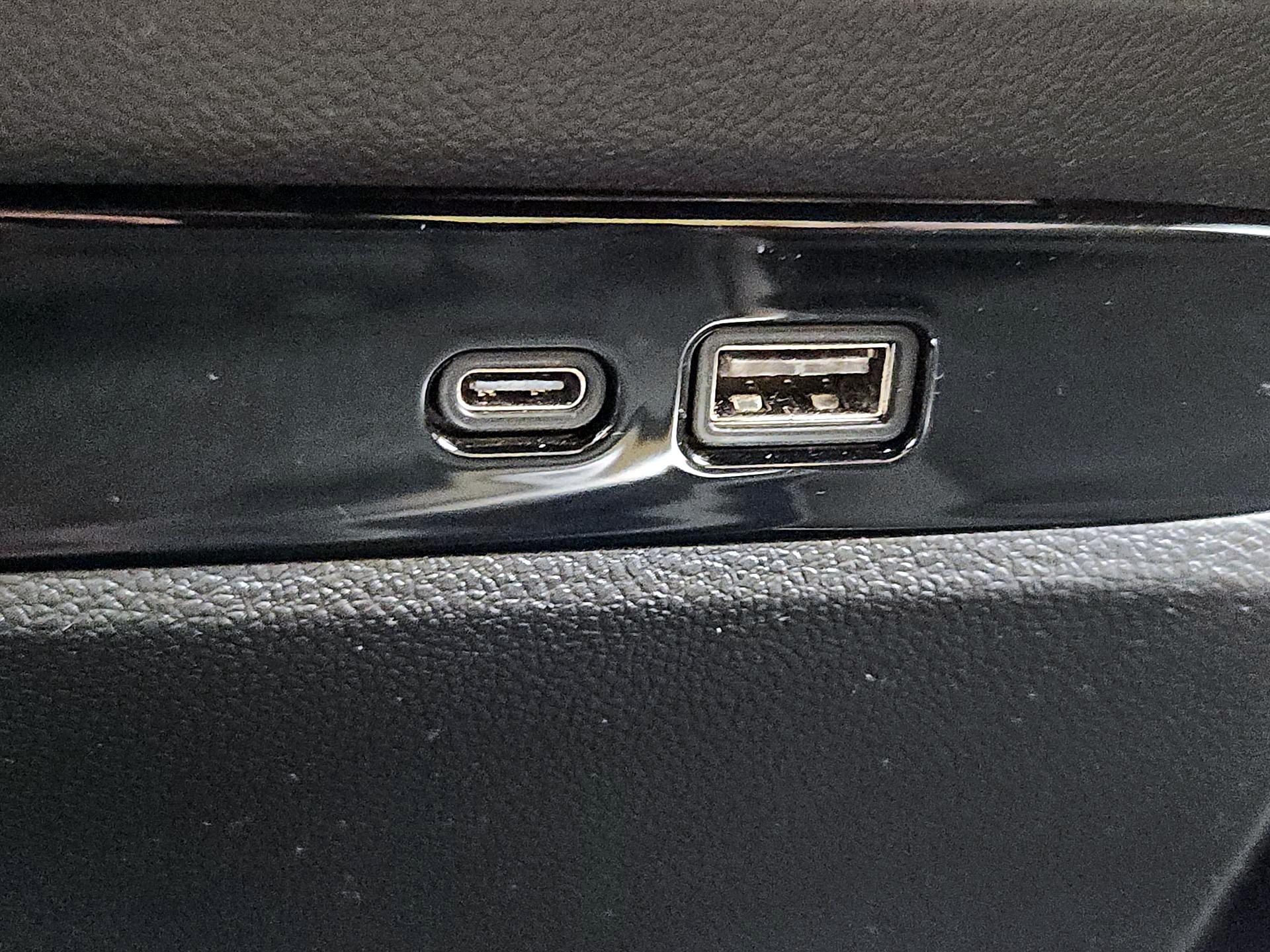 Thumbnail: 2025 Buick Enclave - 18