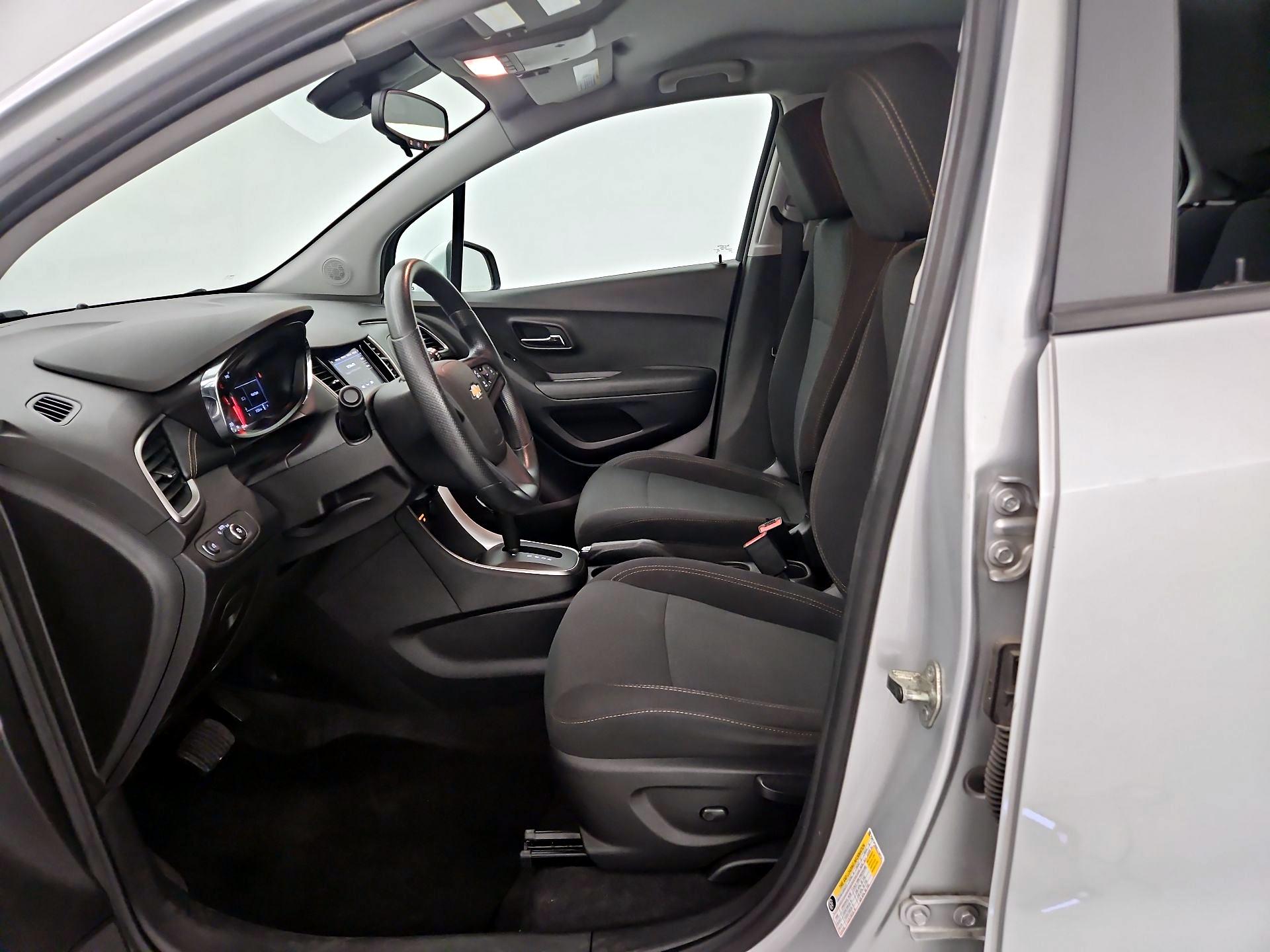 Thumbnail: 2020 Chevrolet Trax - 11