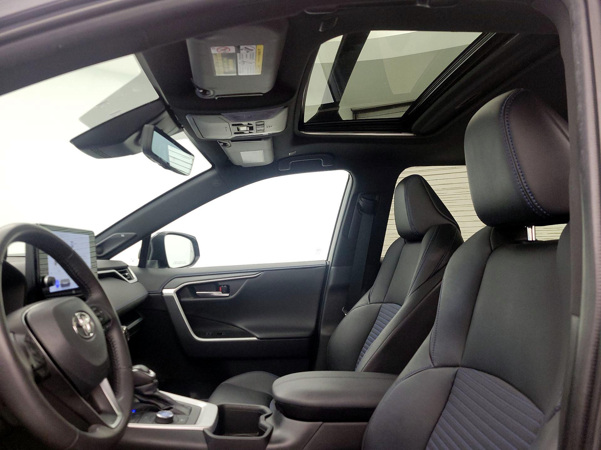 Thumbnail: 2023 Toyota RAV4 - 19