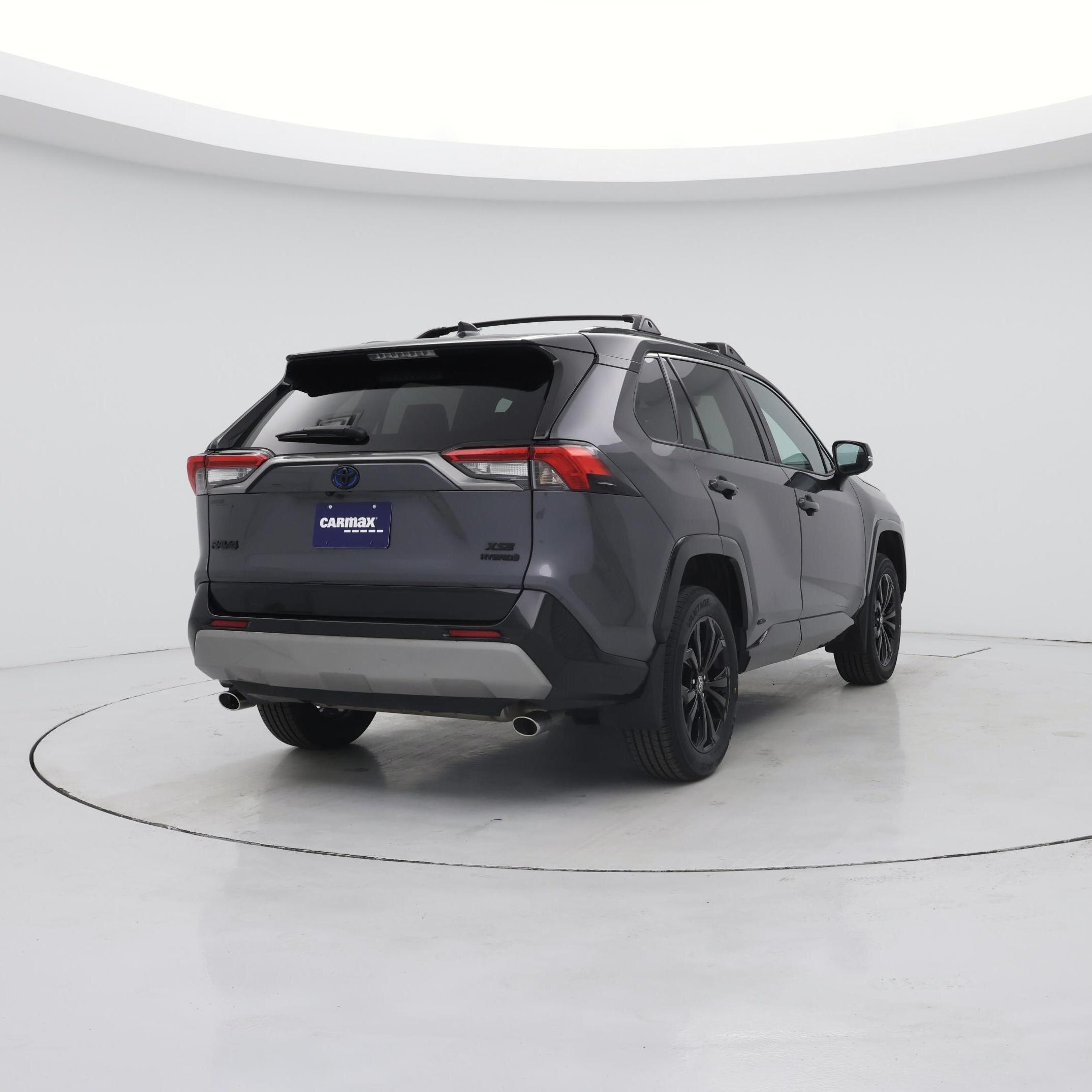 Thumbnail: 2023 Toyota RAV4 - 8