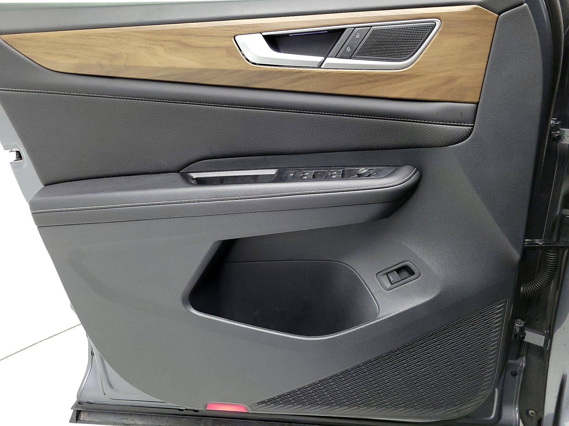 Thumbnail: 2024 Volkswagen Atlas - 12