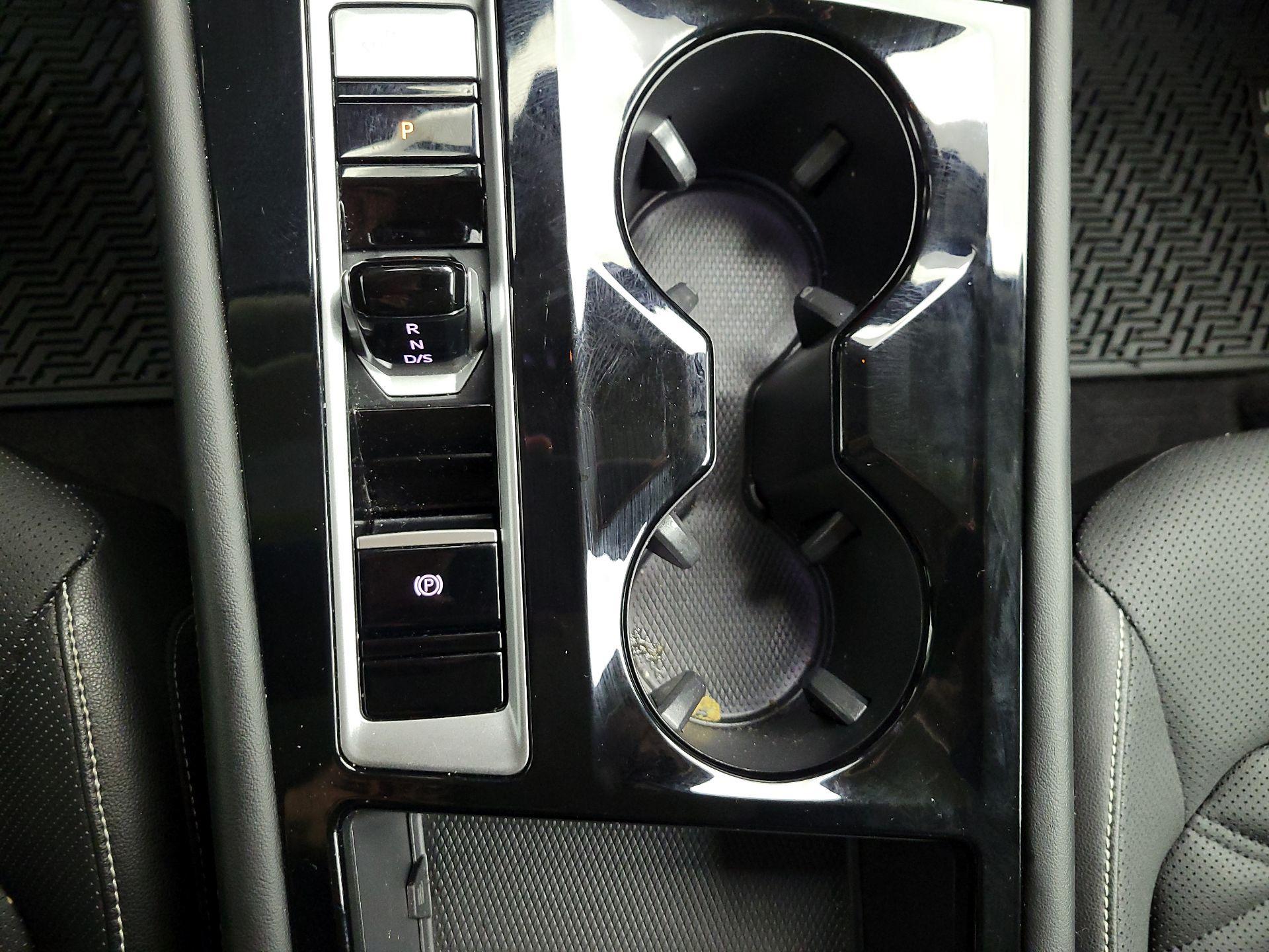 Thumbnail: 2024 Volkswagen Atlas - 15