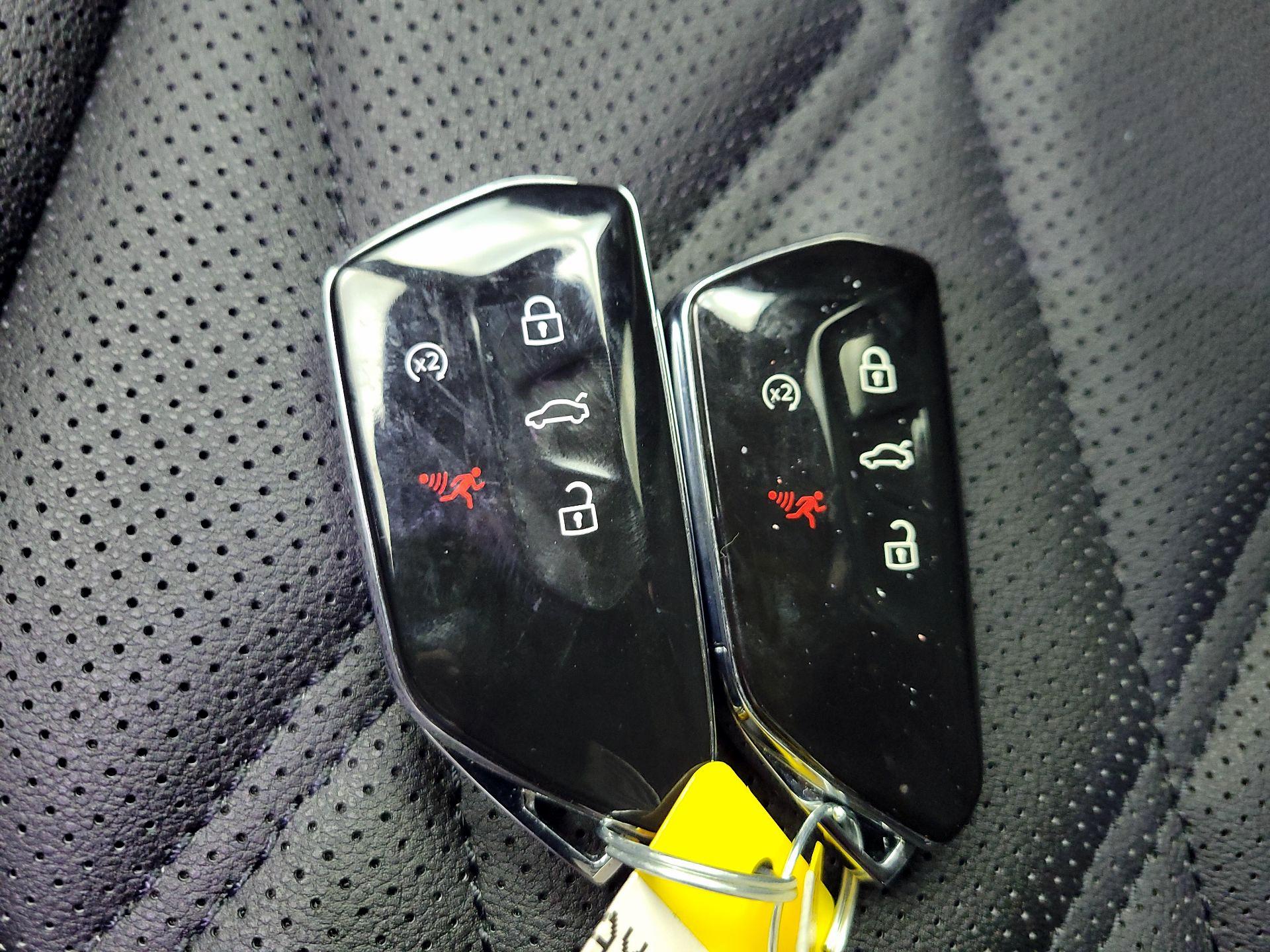 Thumbnail: 2024 Volkswagen Atlas - 18