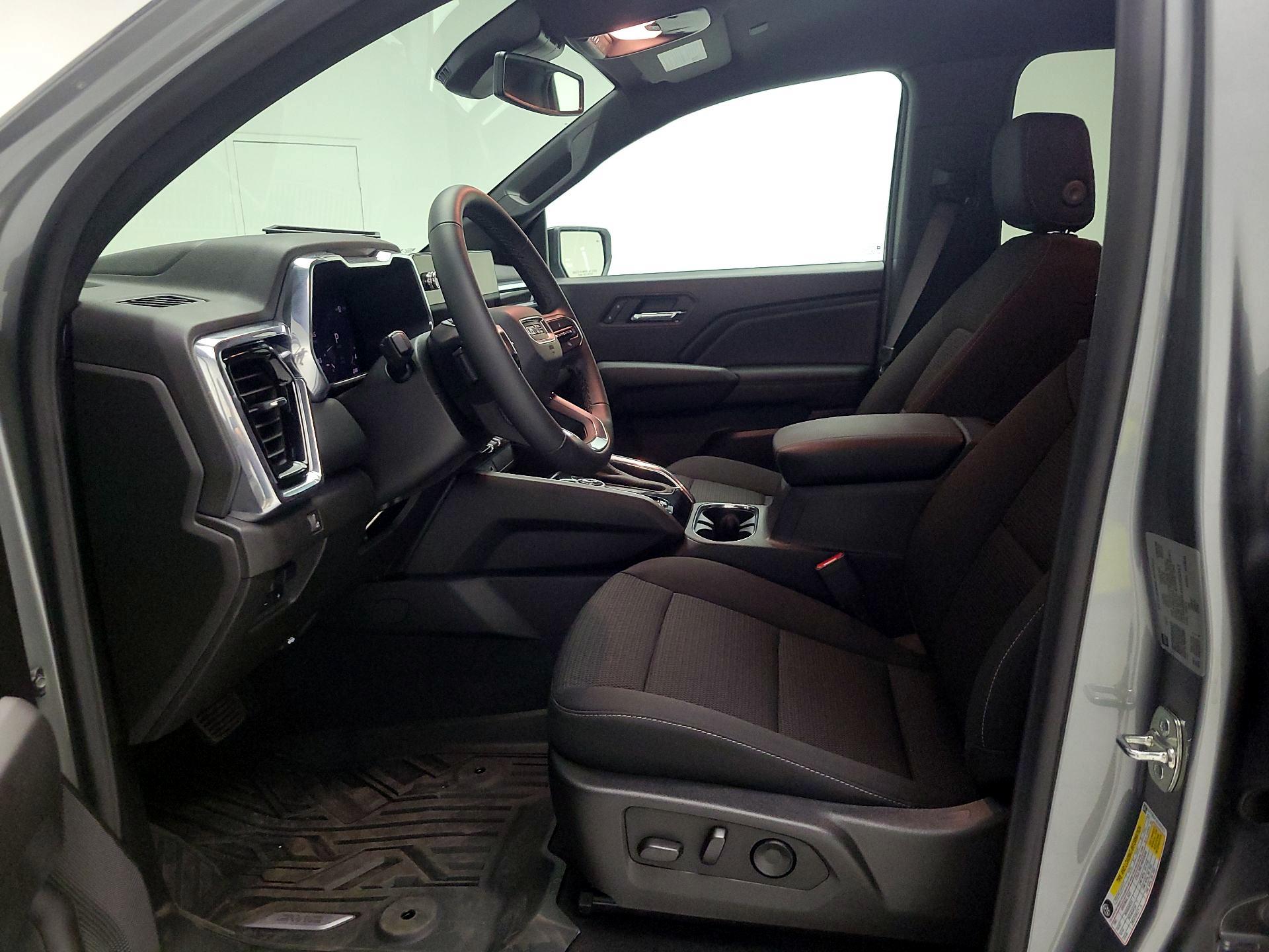 Thumbnail: 2025 GMC Canyon - 11