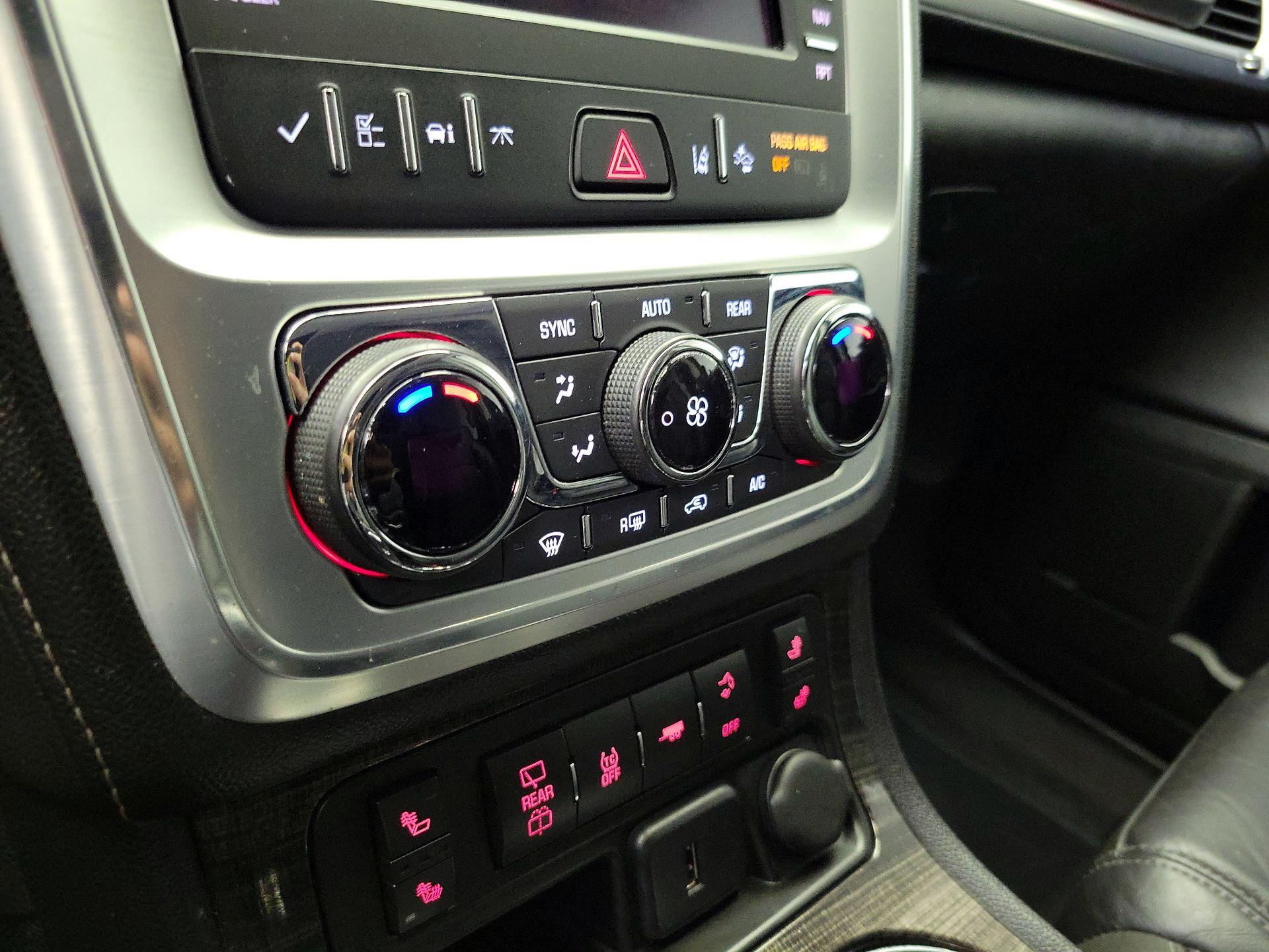 Thumbnail: 2016 GMC Acadia - 17