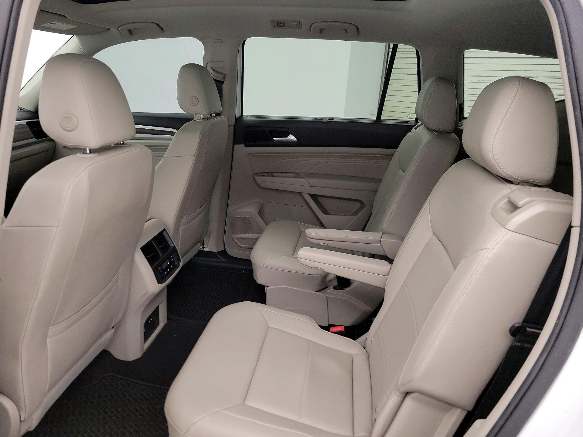 Thumbnail: 2021 Volkswagen Atlas - 20