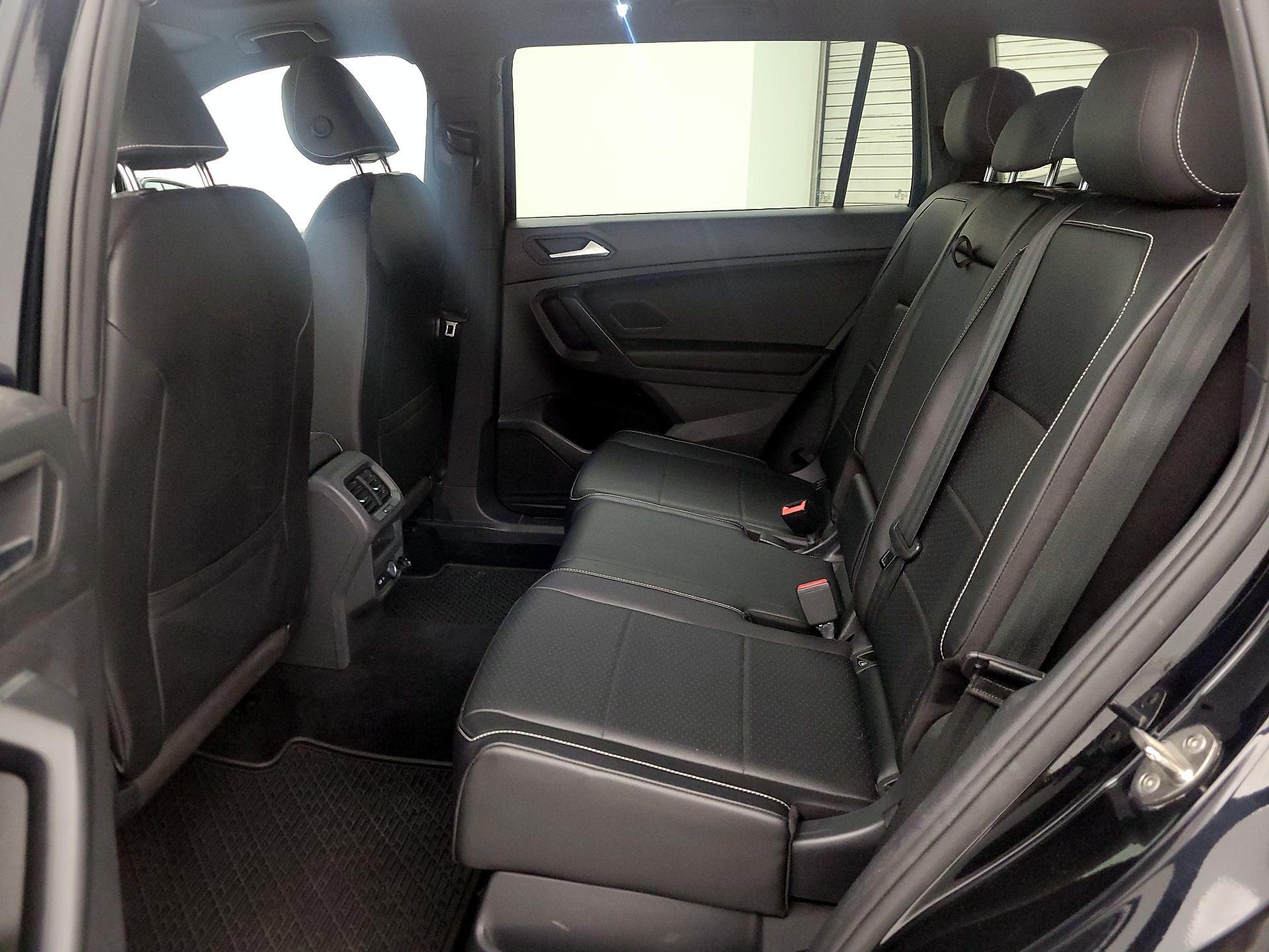 Thumbnail: 2021 Volkswagen Tiguan - 20