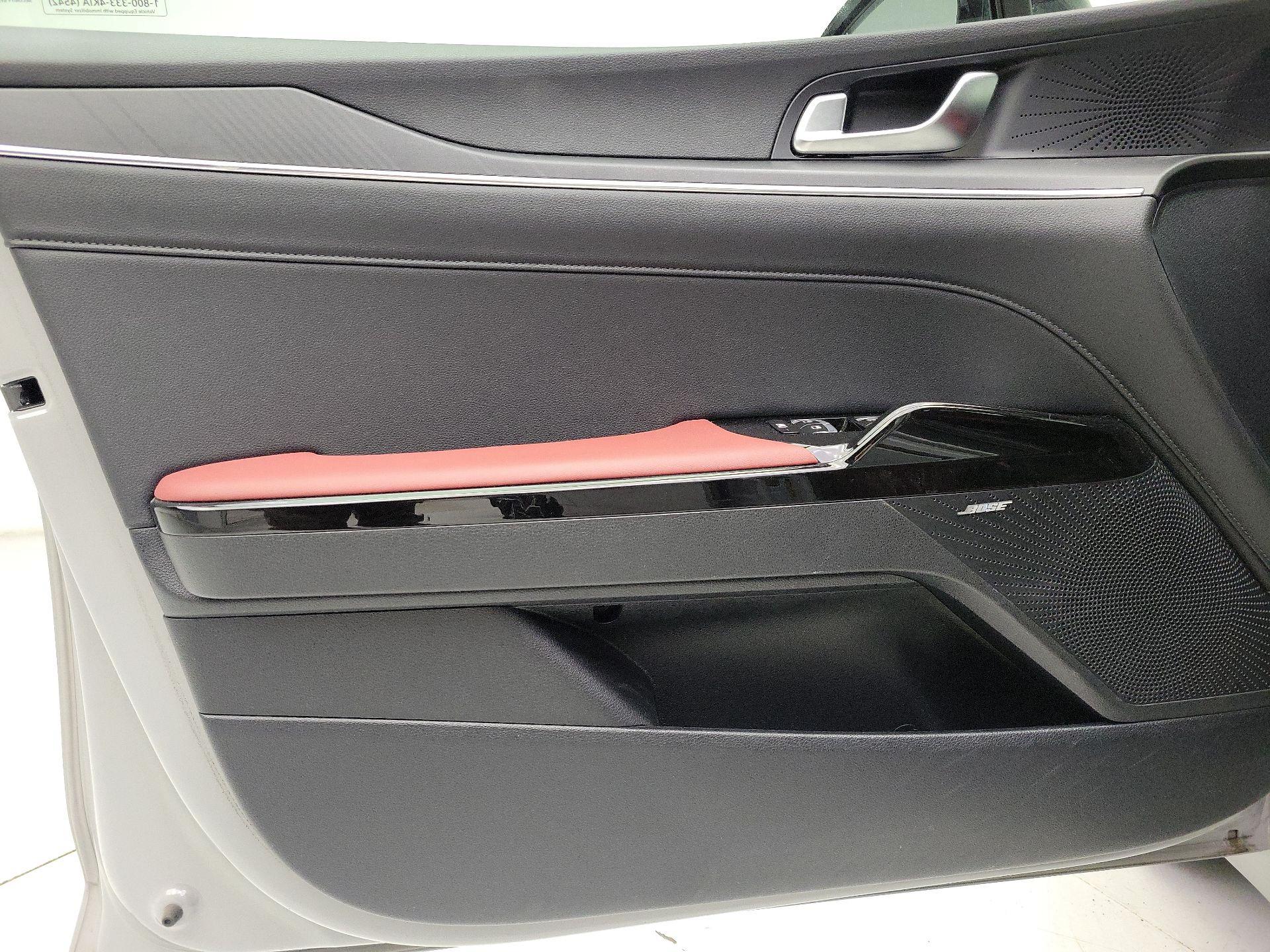 Thumbnail: 2025 Kia K5 - 12