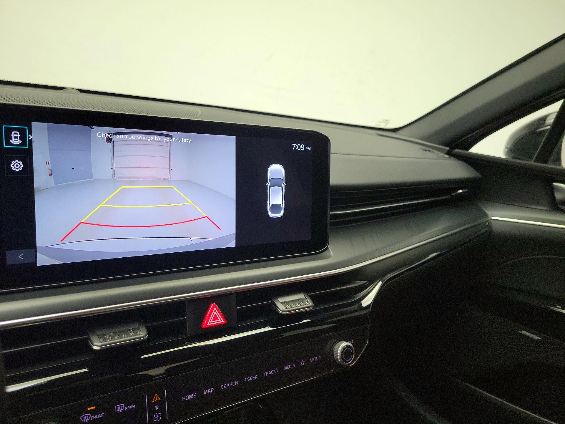 Thumbnail: 2025 Kia K5 - 15