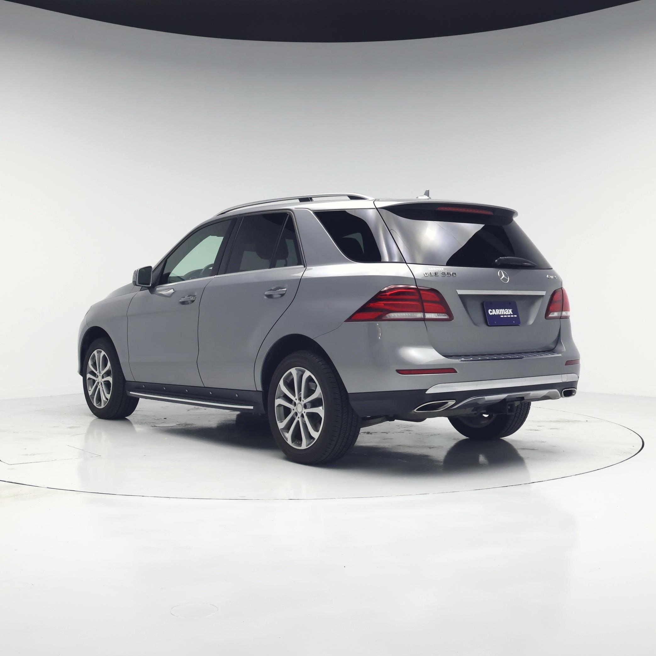 Thumbnail: 2016 Mercedes-Benz GLE - 2