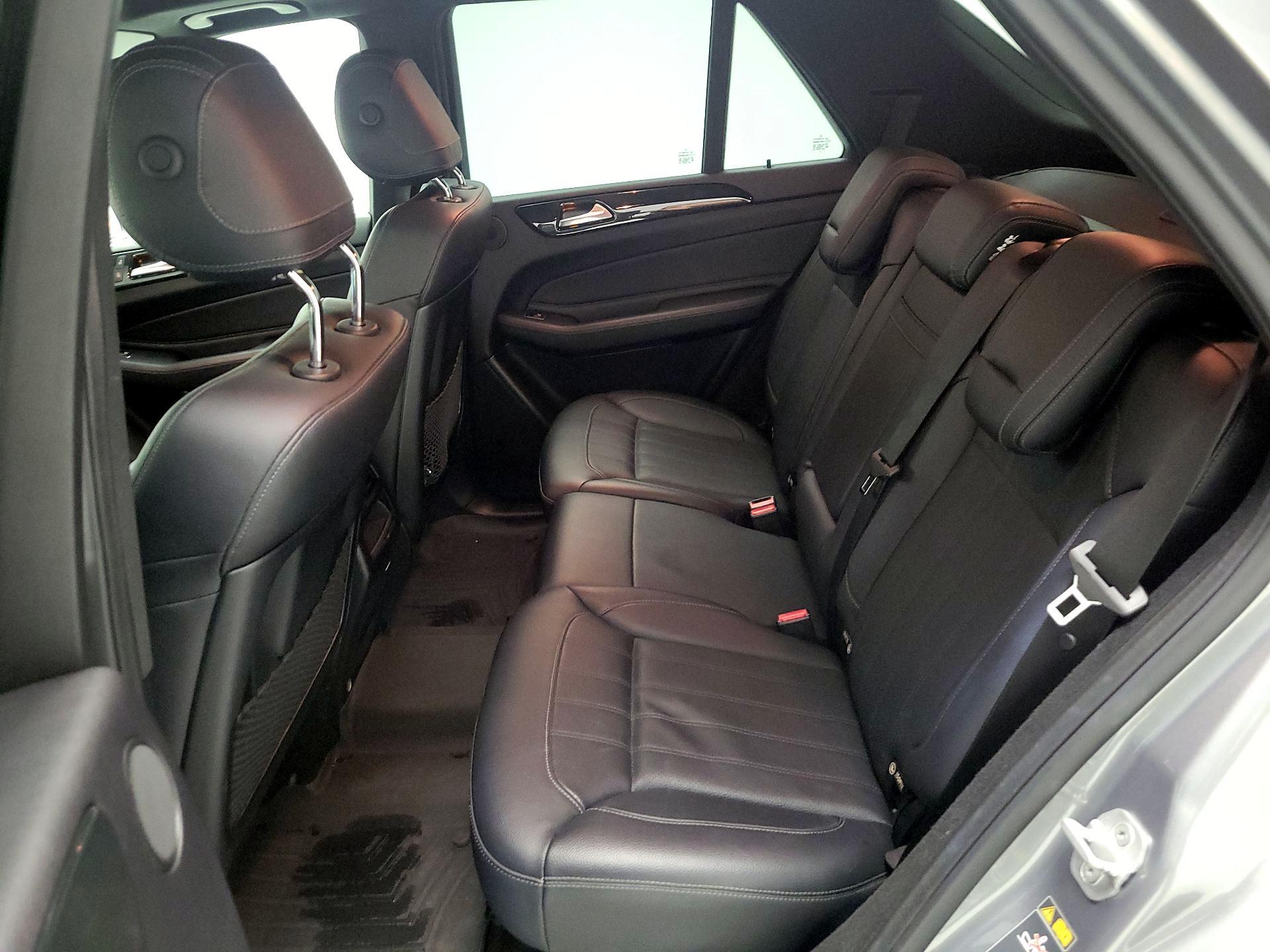 Thumbnail: 2016 Mercedes-Benz GLE - 19