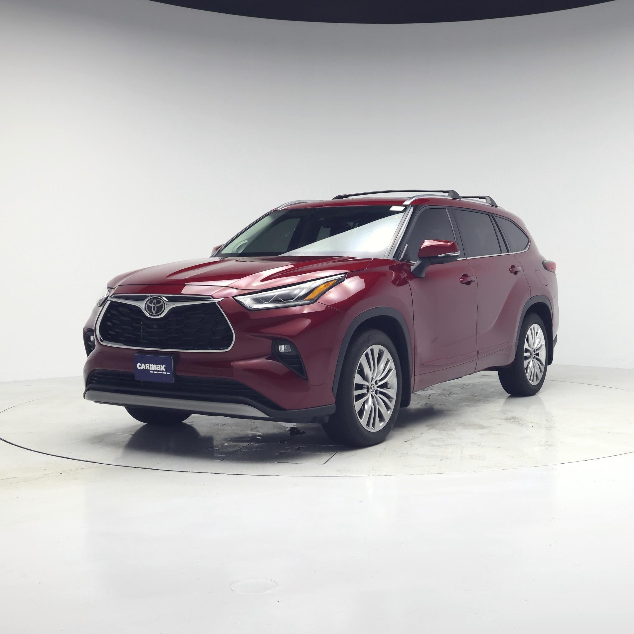 Thumbnail: 2023 Toyota Highlander - 4
