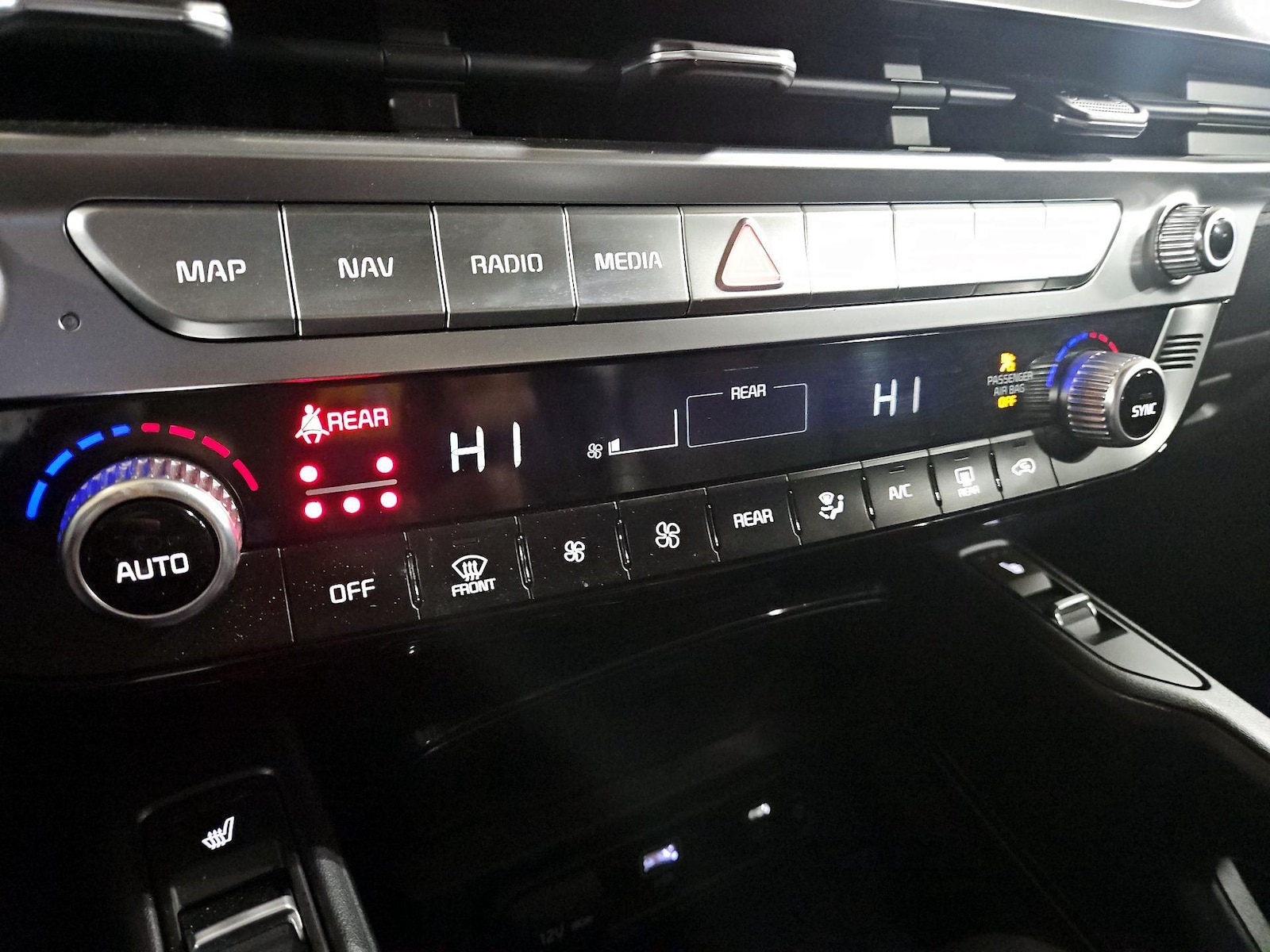 2023 Kia Telluride S - Photo 16