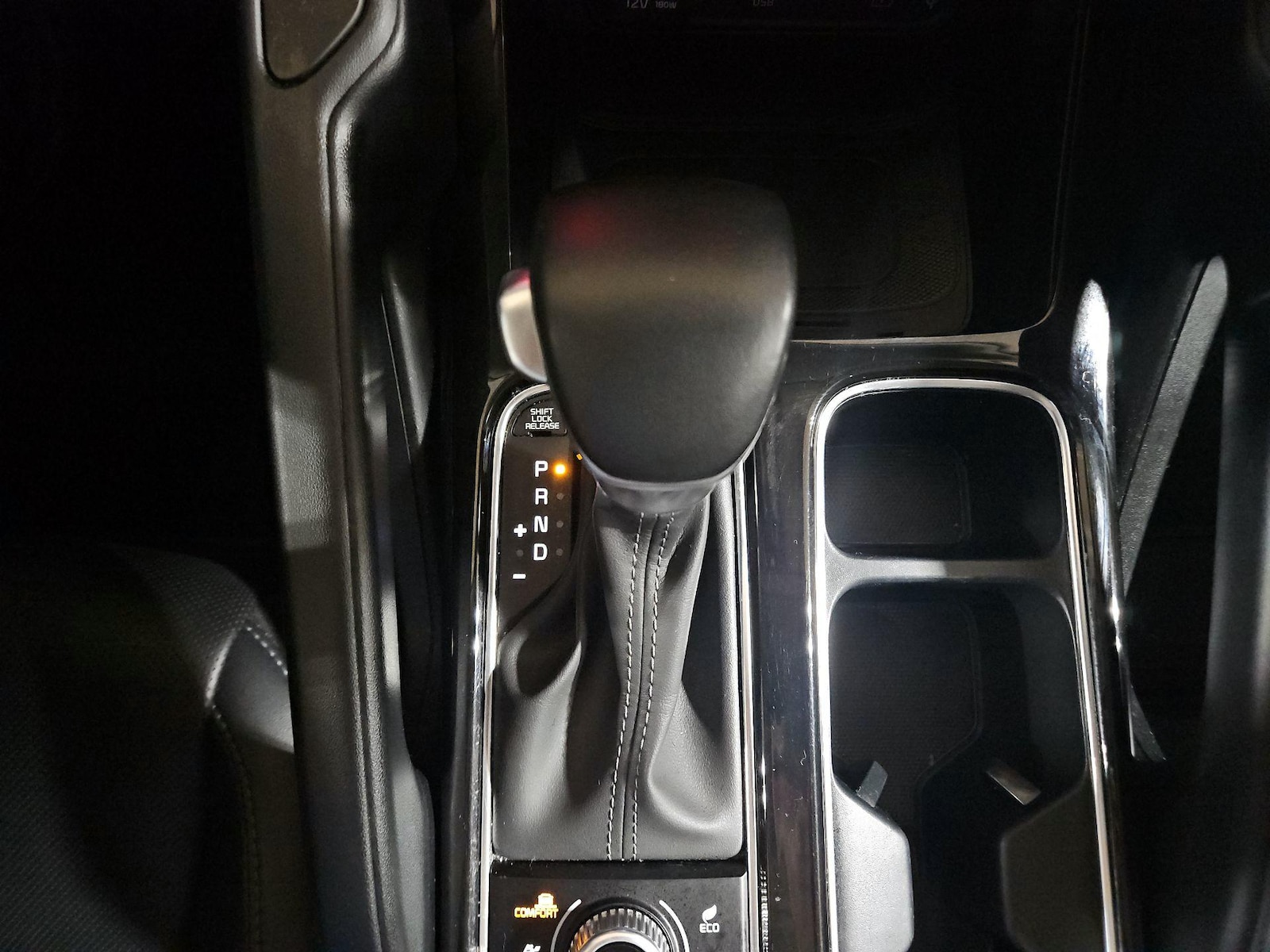 2023 Kia Telluride S - Photo 17