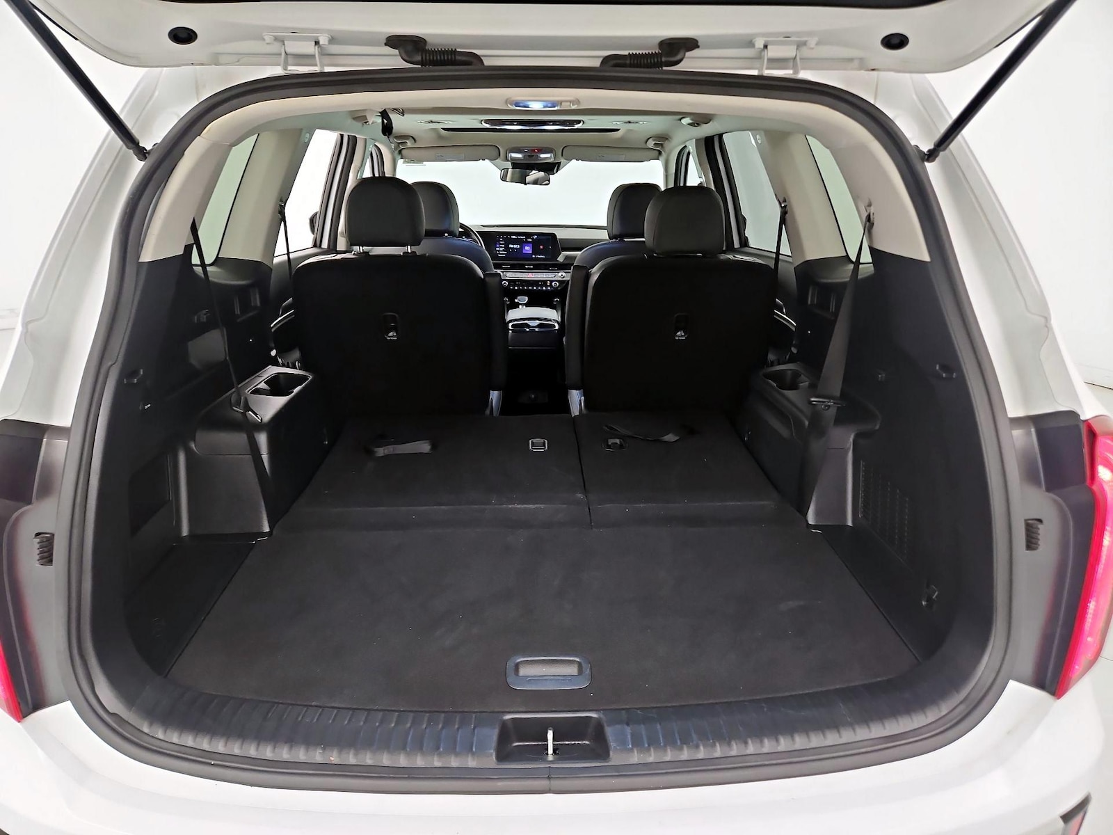 2023 Kia Telluride S - Photo 23