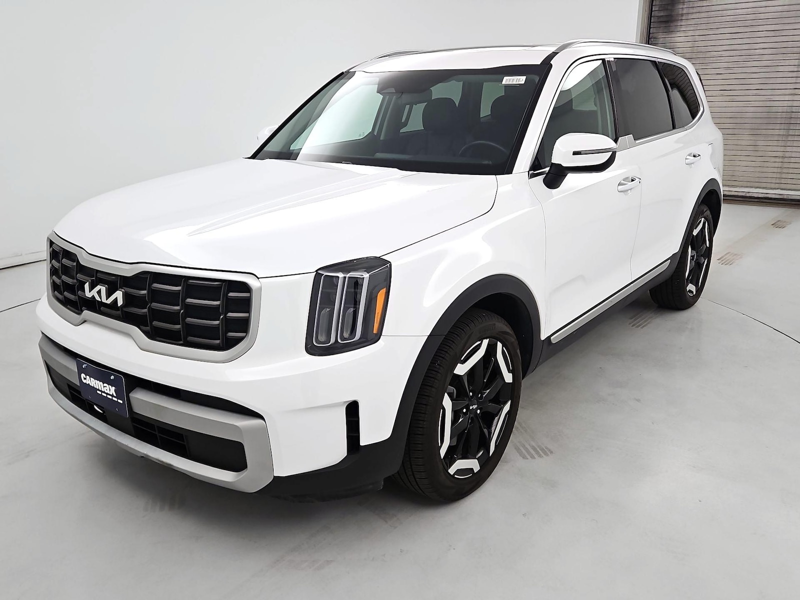 2023 Kia Telluride S - Photo 3