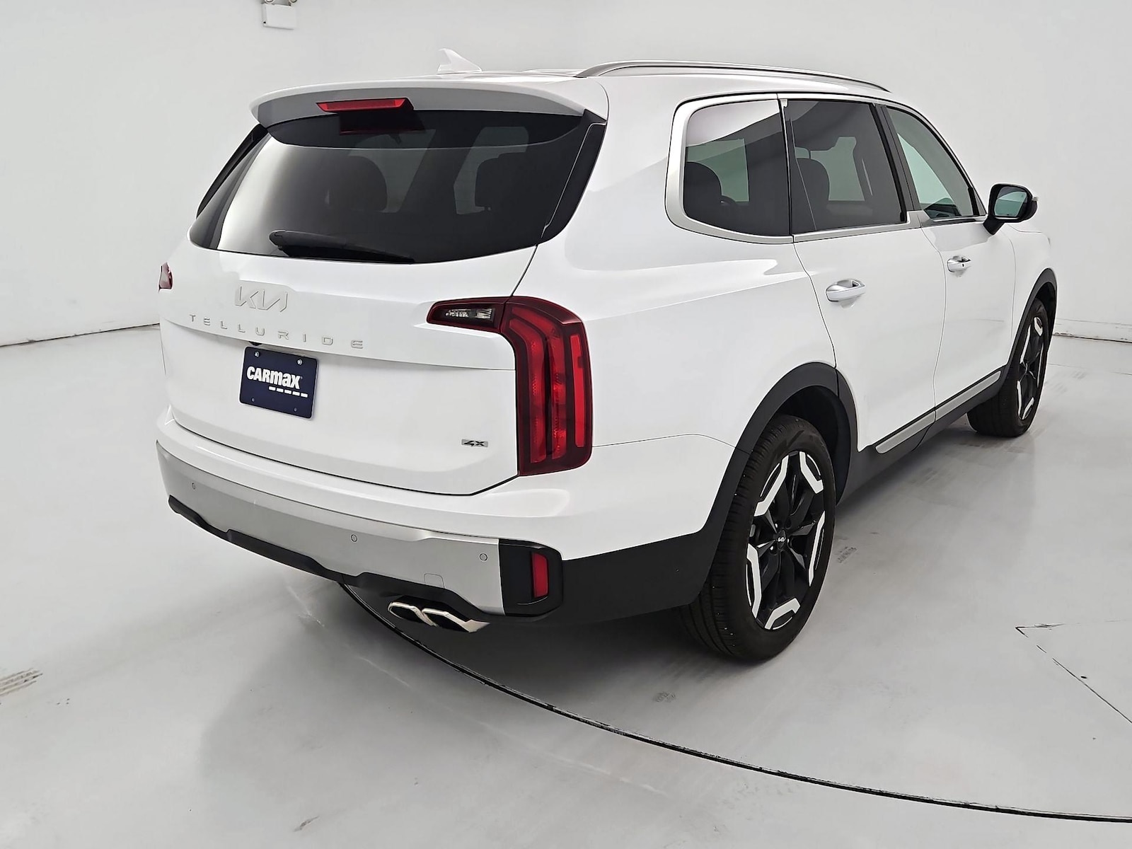 2023 Kia Telluride S - Photo 5