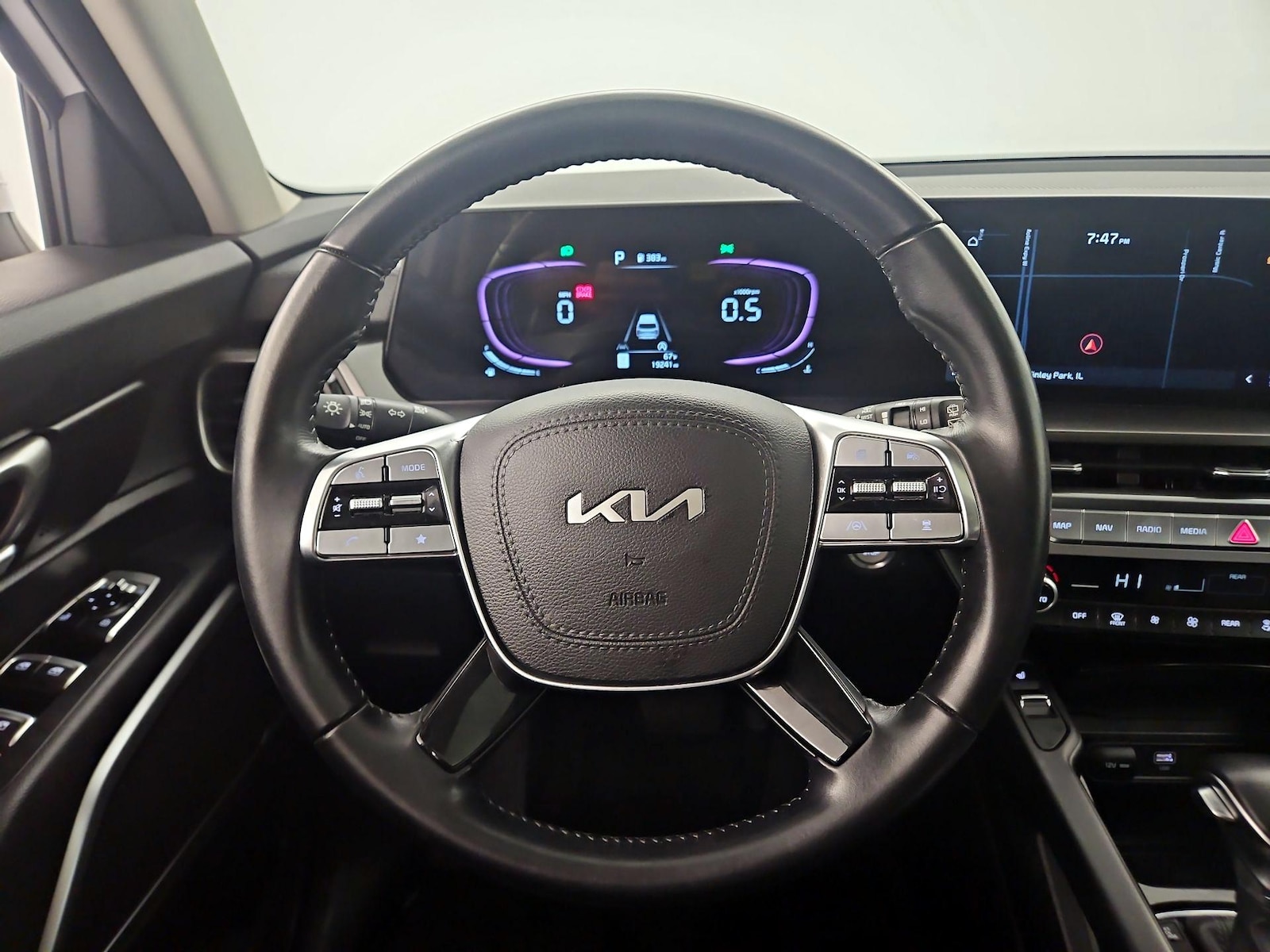 2023 Kia Telluride S - Photo 9