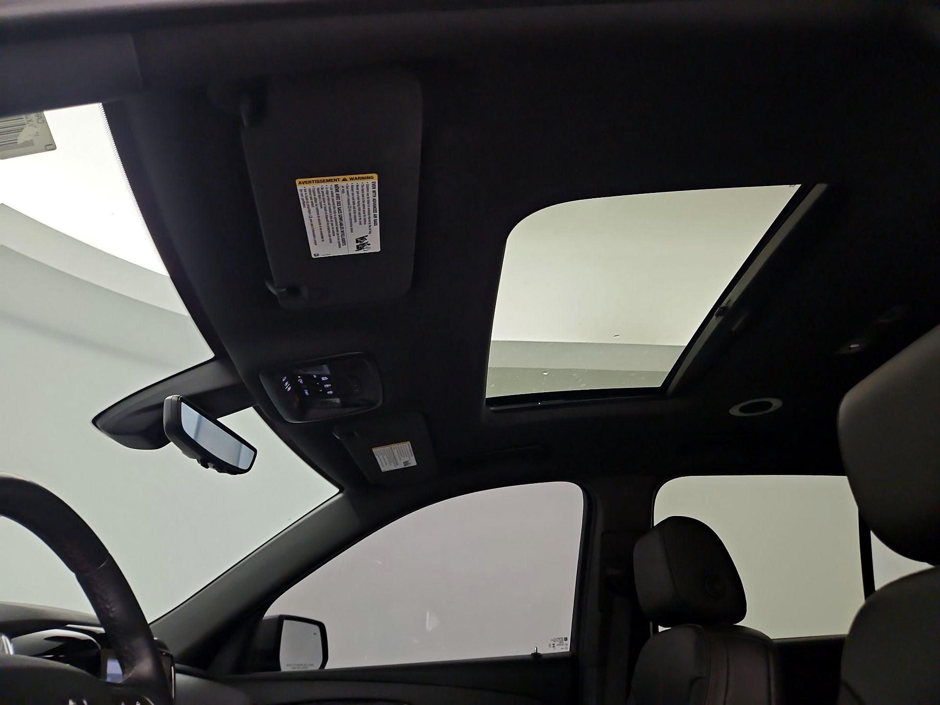 Thumbnail: 2023 Chevrolet Traverse - 20