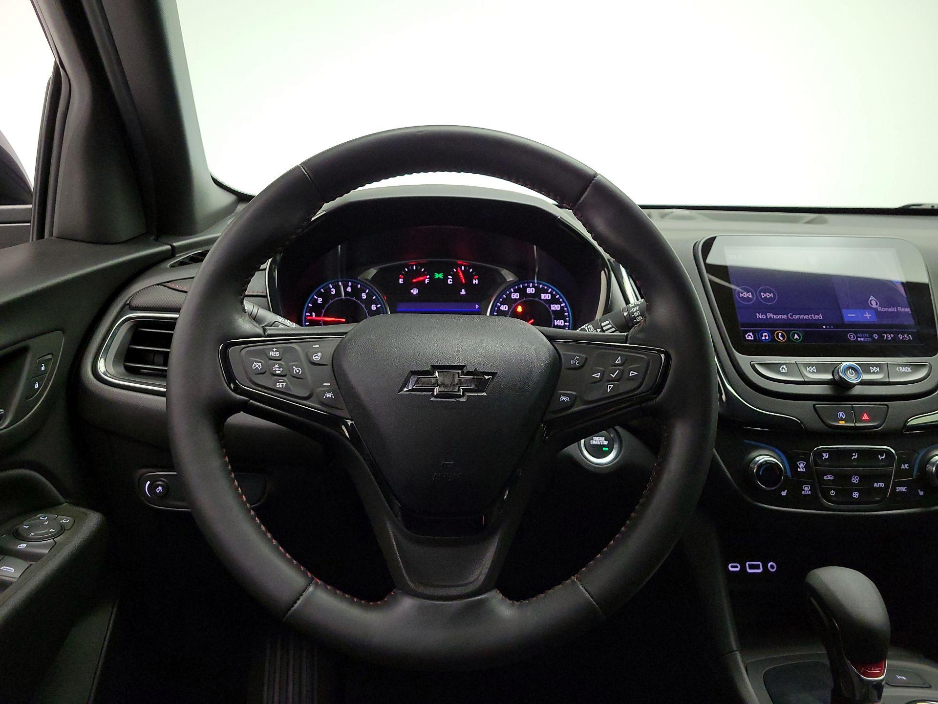 Thumbnail: 2022 Chevrolet Equinox - 10