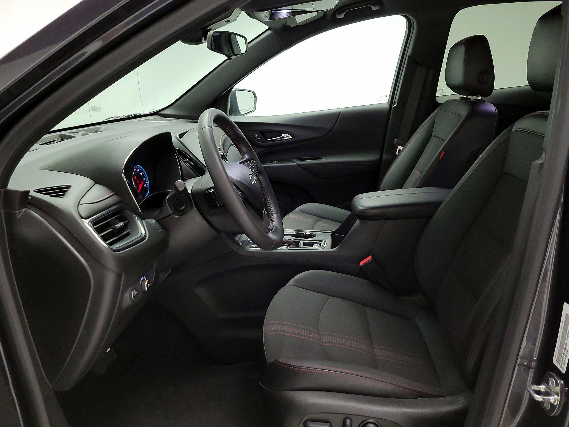 Thumbnail: 2022 Chevrolet Equinox - 11
