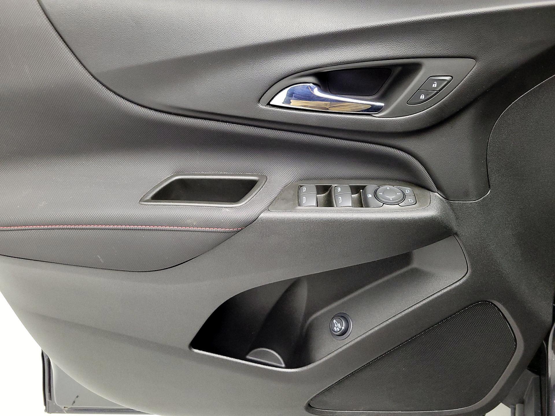 Thumbnail: 2022 Chevrolet Equinox - 12