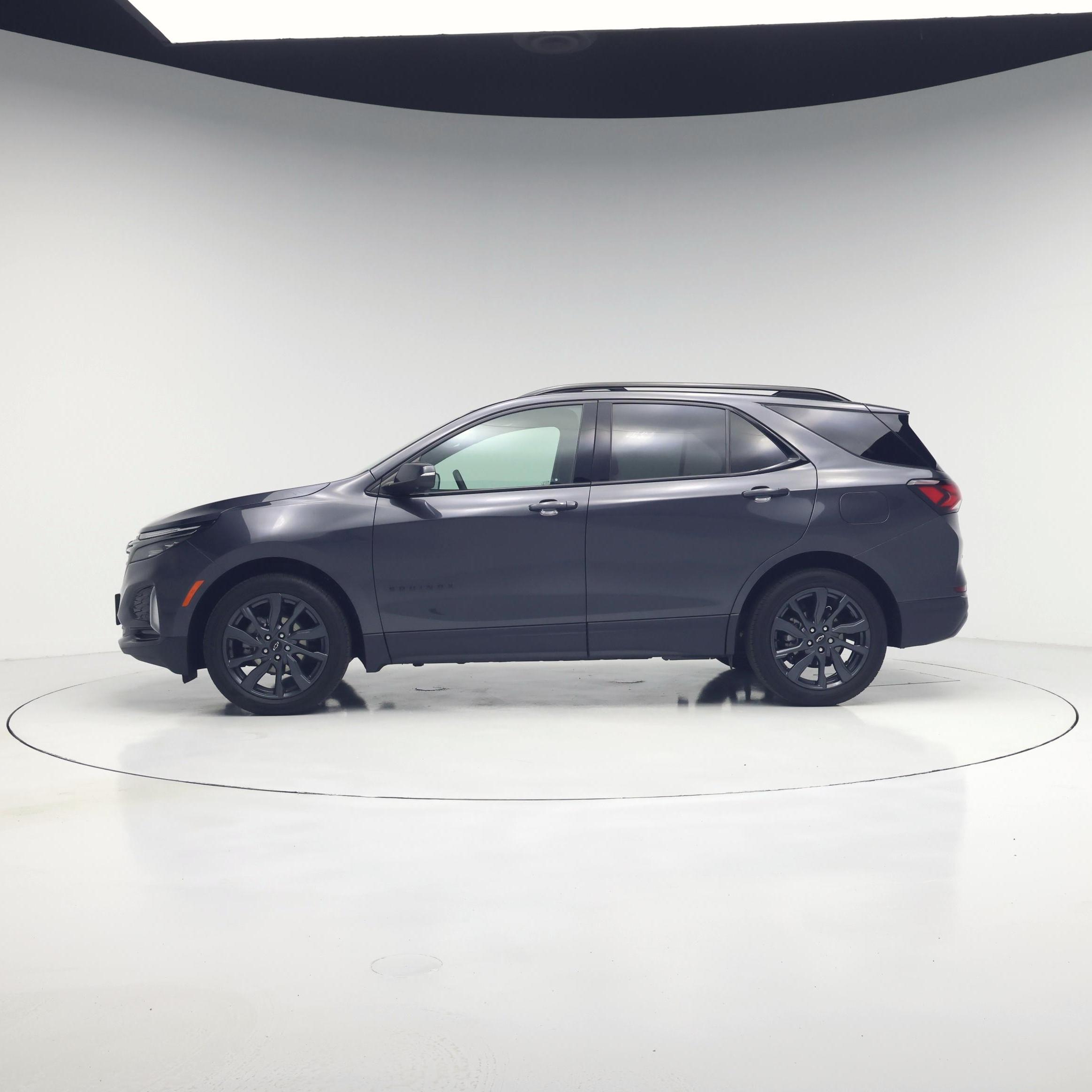 Thumbnail: 2022 Chevrolet Equinox - 3