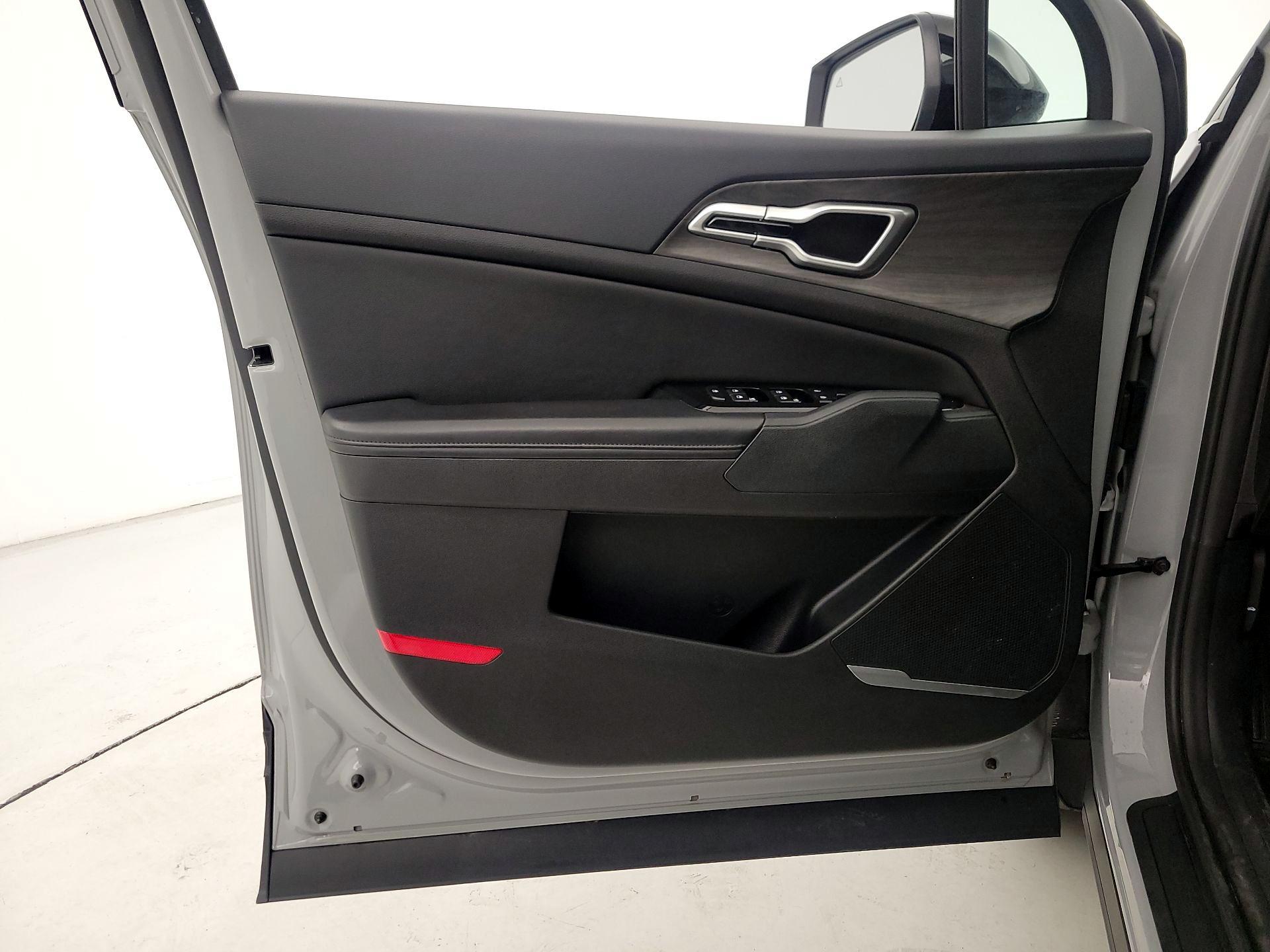 Thumbnail: 2024 Kia Sportage - 12