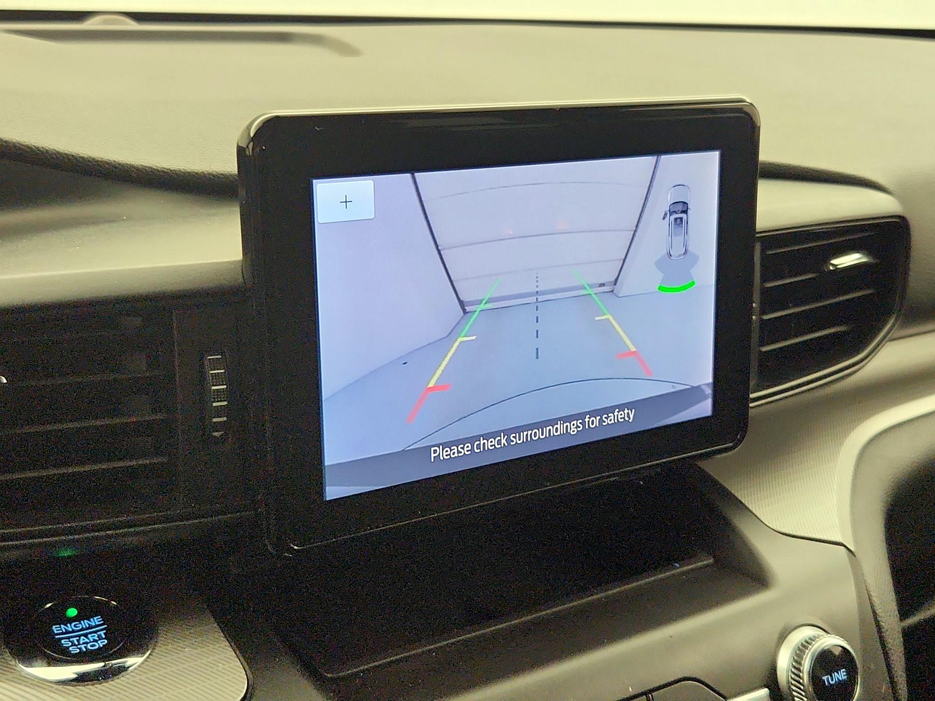 Thumbnail: 2020 Ford Explorer - 14