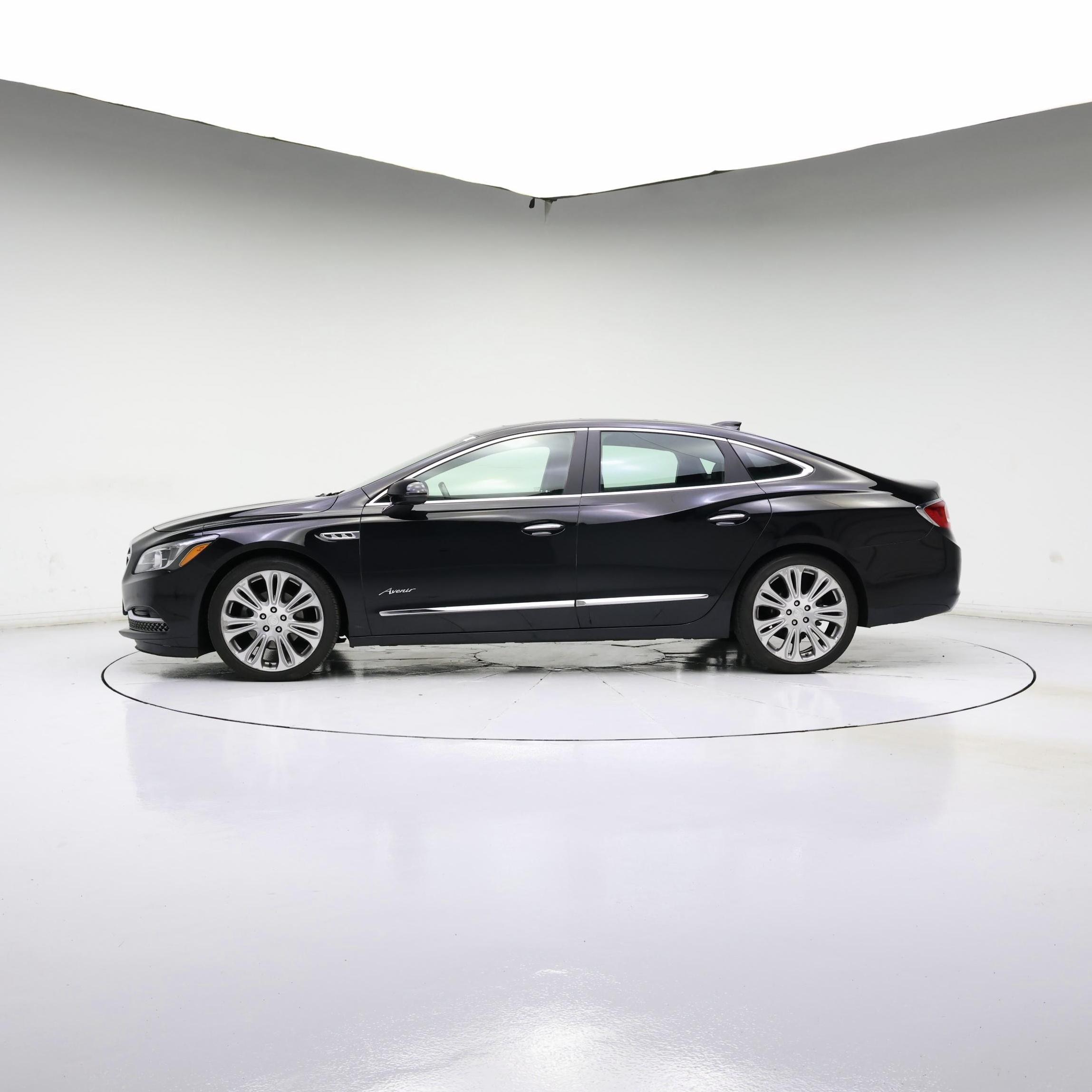 Thumbnail: 2018 Buick LaCrosse - 3