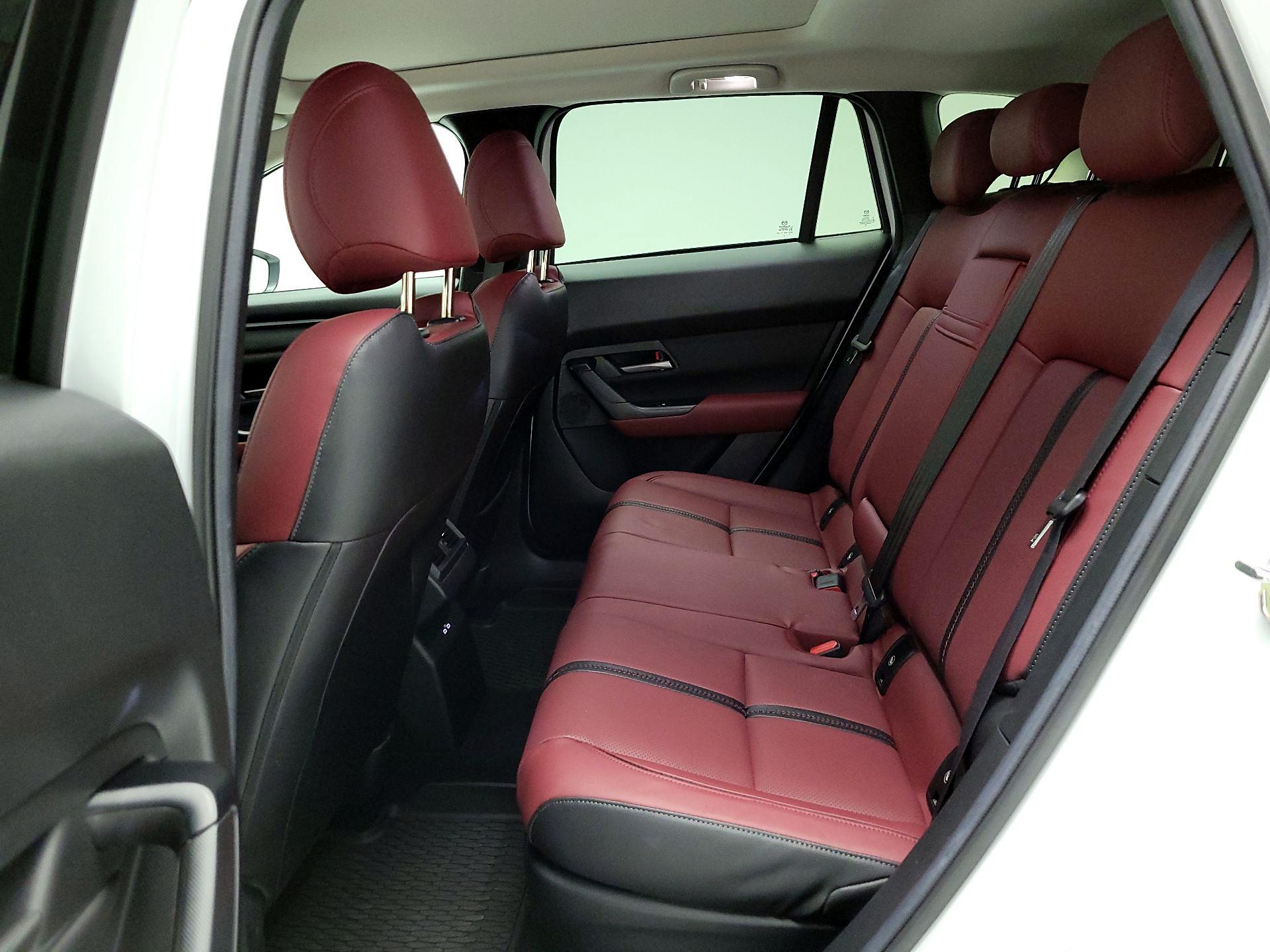 Thumbnail: 2025 Mazda CX-50 - 19