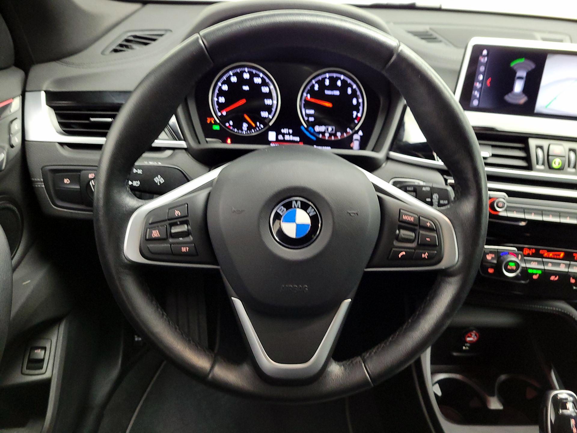 Thumbnail: 2020 BMW X1 - 10