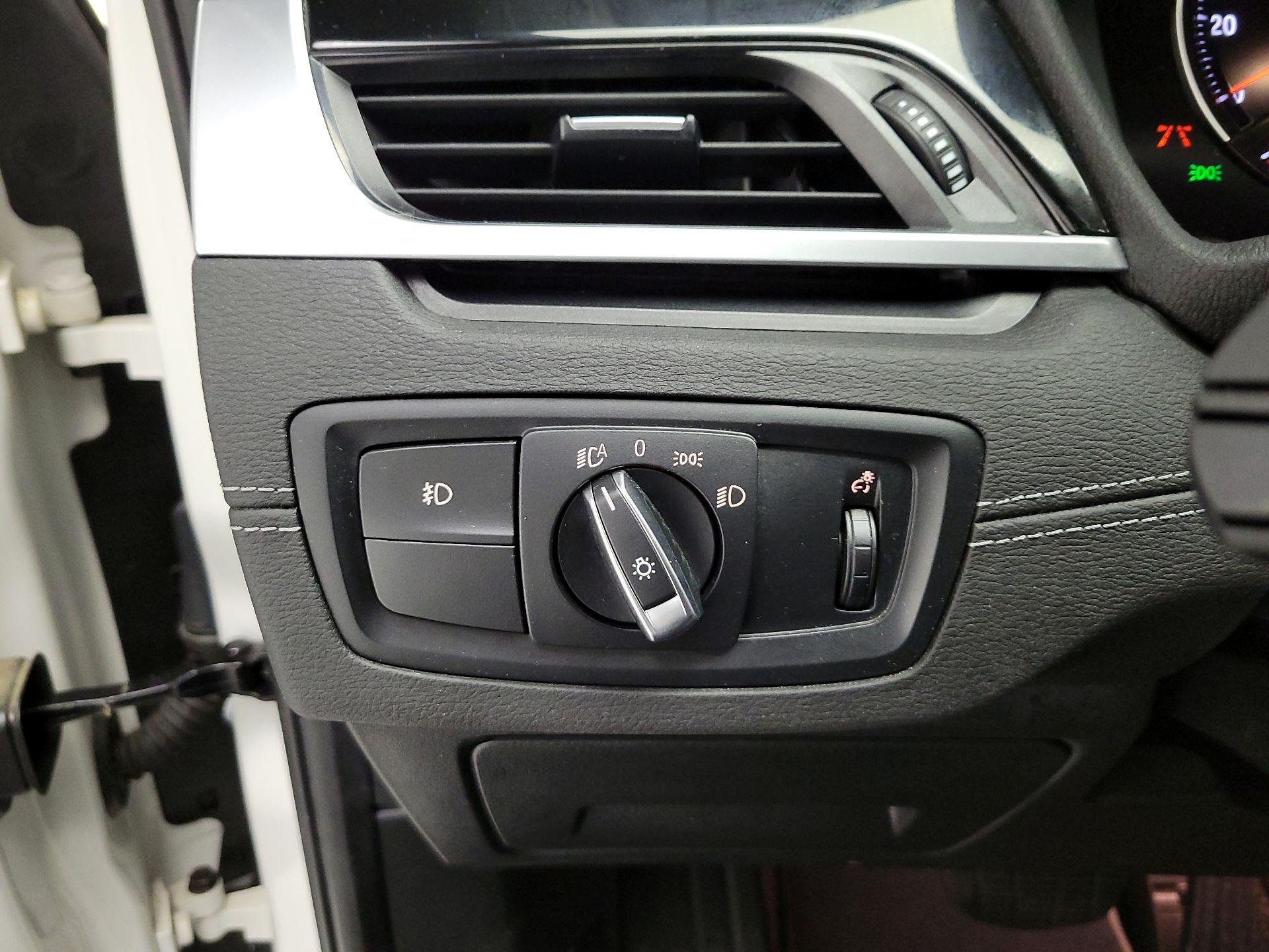 Thumbnail: 2020 BMW X1 - 13