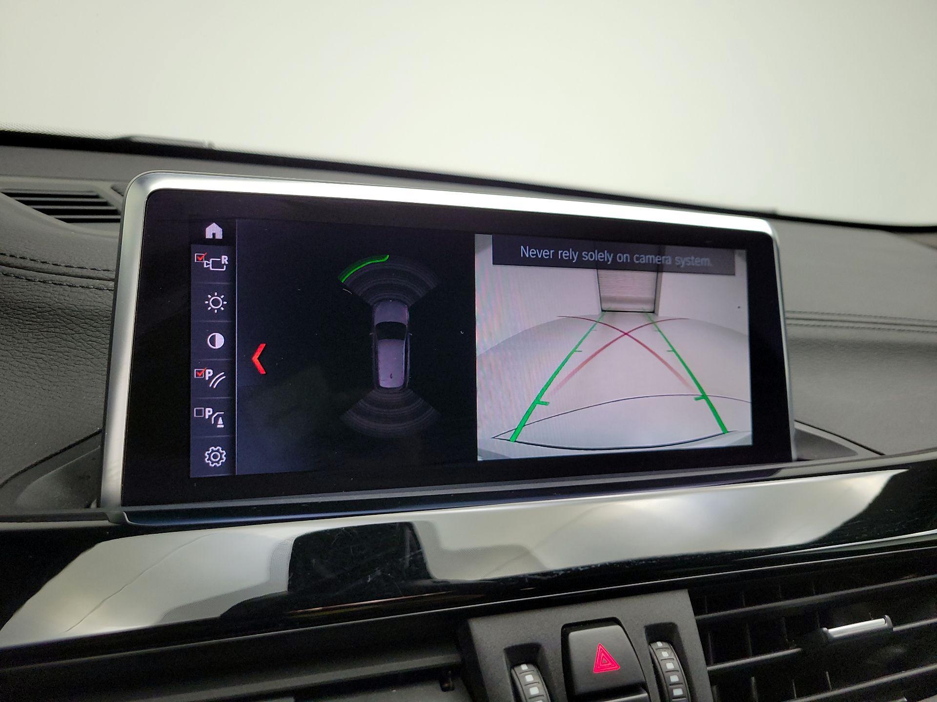 Thumbnail: 2020 BMW X1 - 14