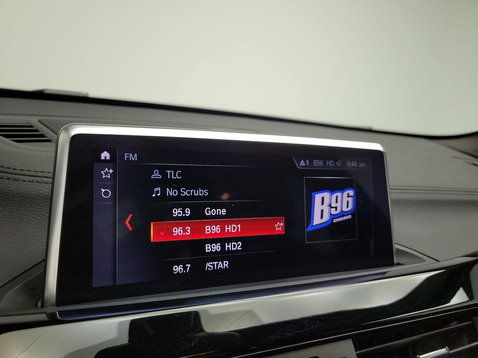 Thumbnail: 2020 BMW X1 - 15