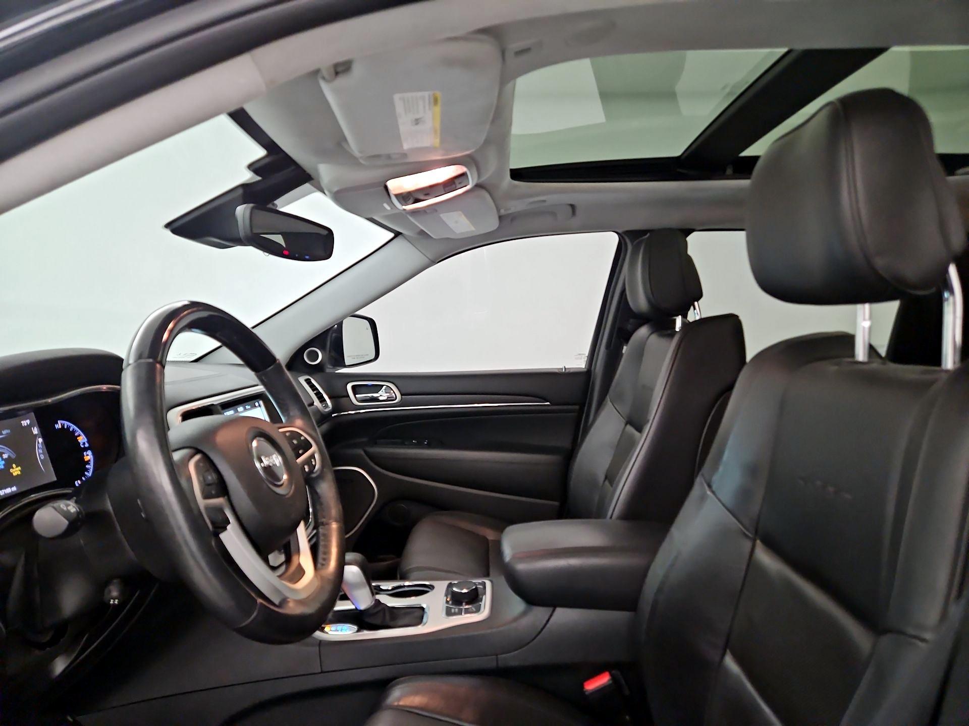 Thumbnail: 2018 Jeep Grand Cherokee - 18