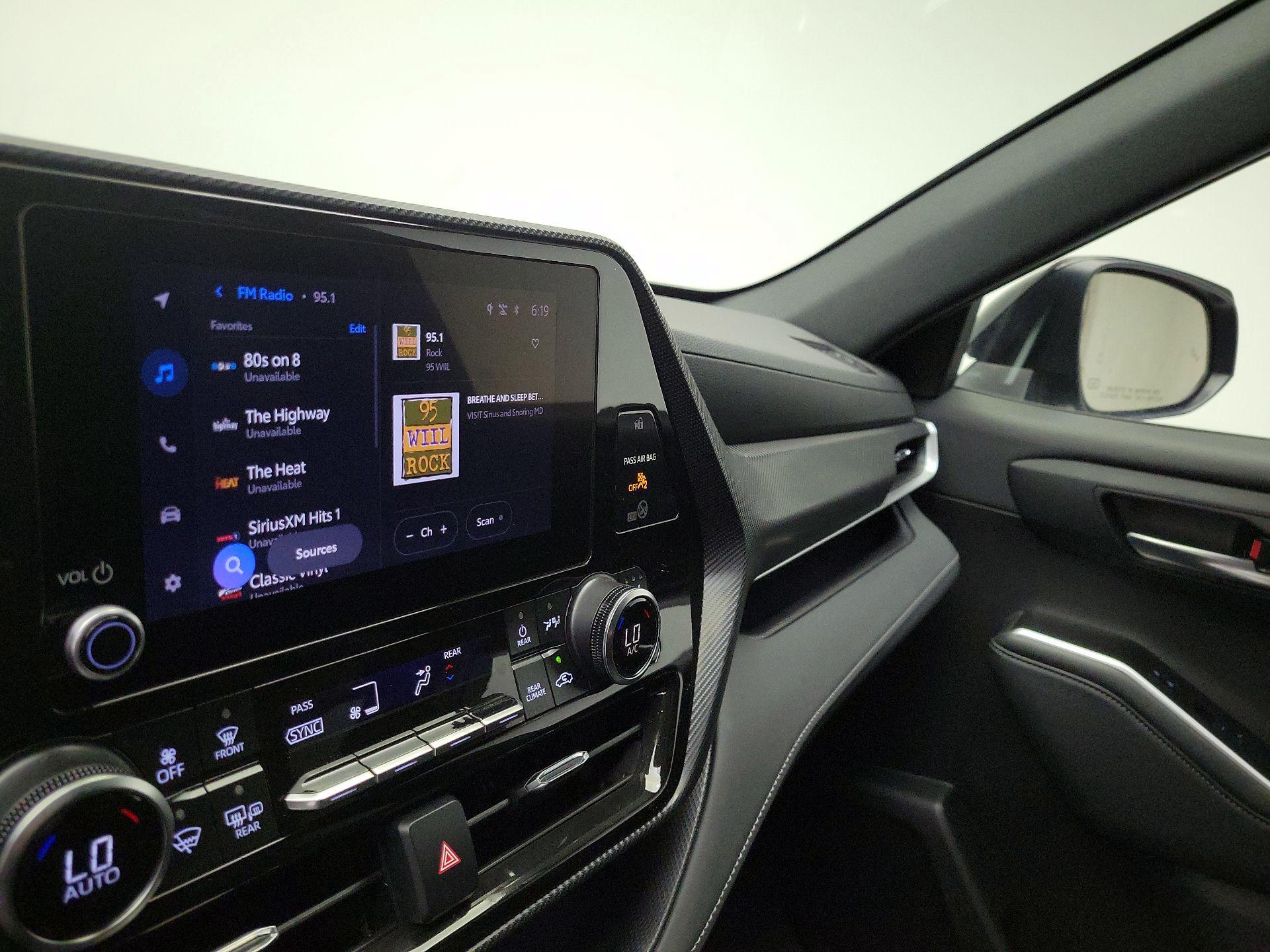 Thumbnail: 2025 Toyota Highlander - 15