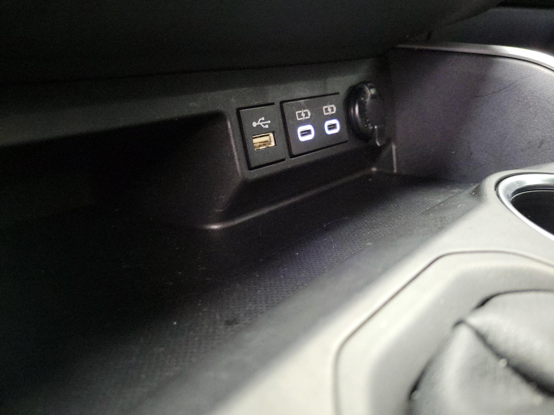 Thumbnail: 2025 Toyota Highlander - 18