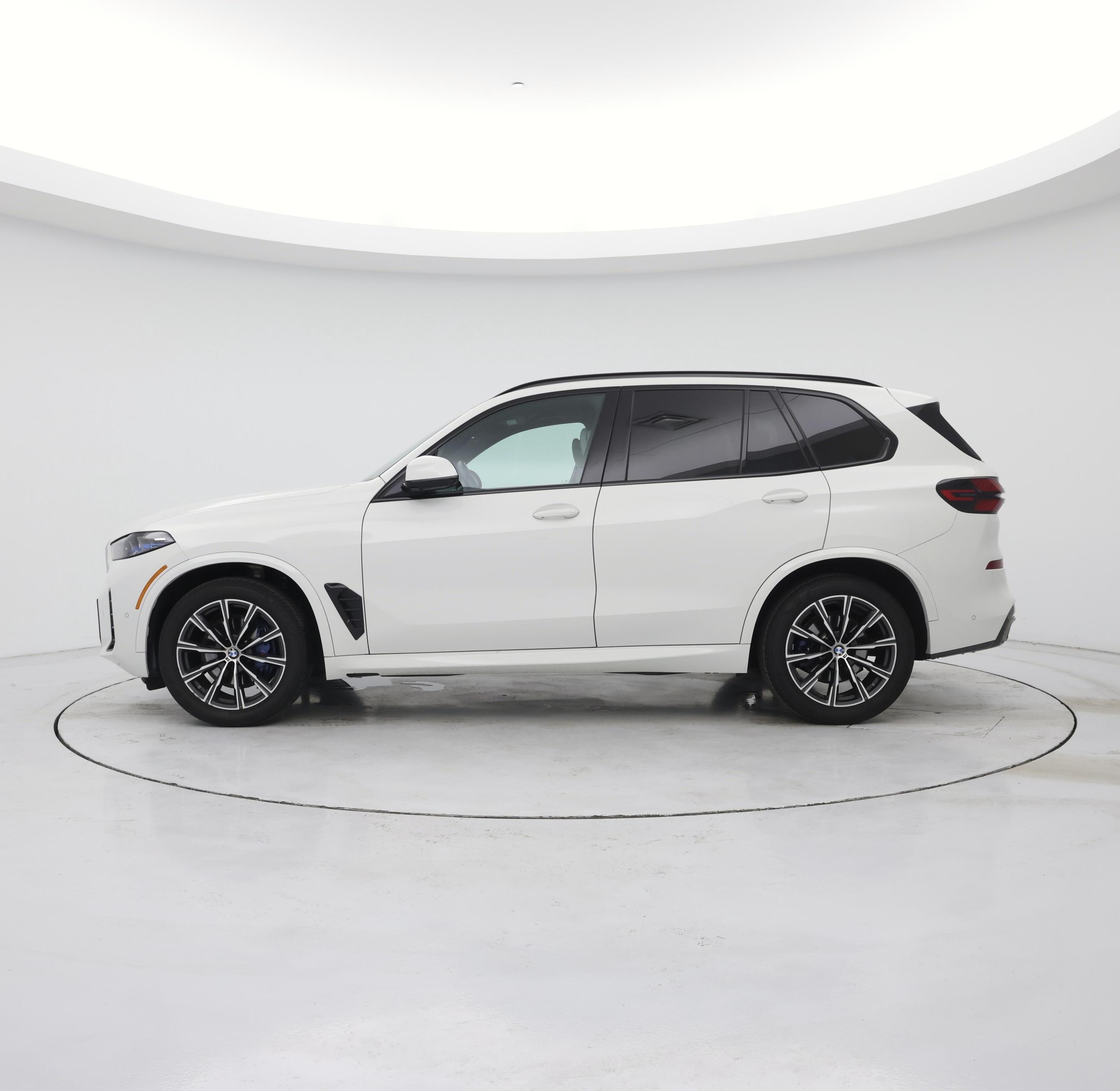 Thumbnail: 2024 BMW X5 - 3