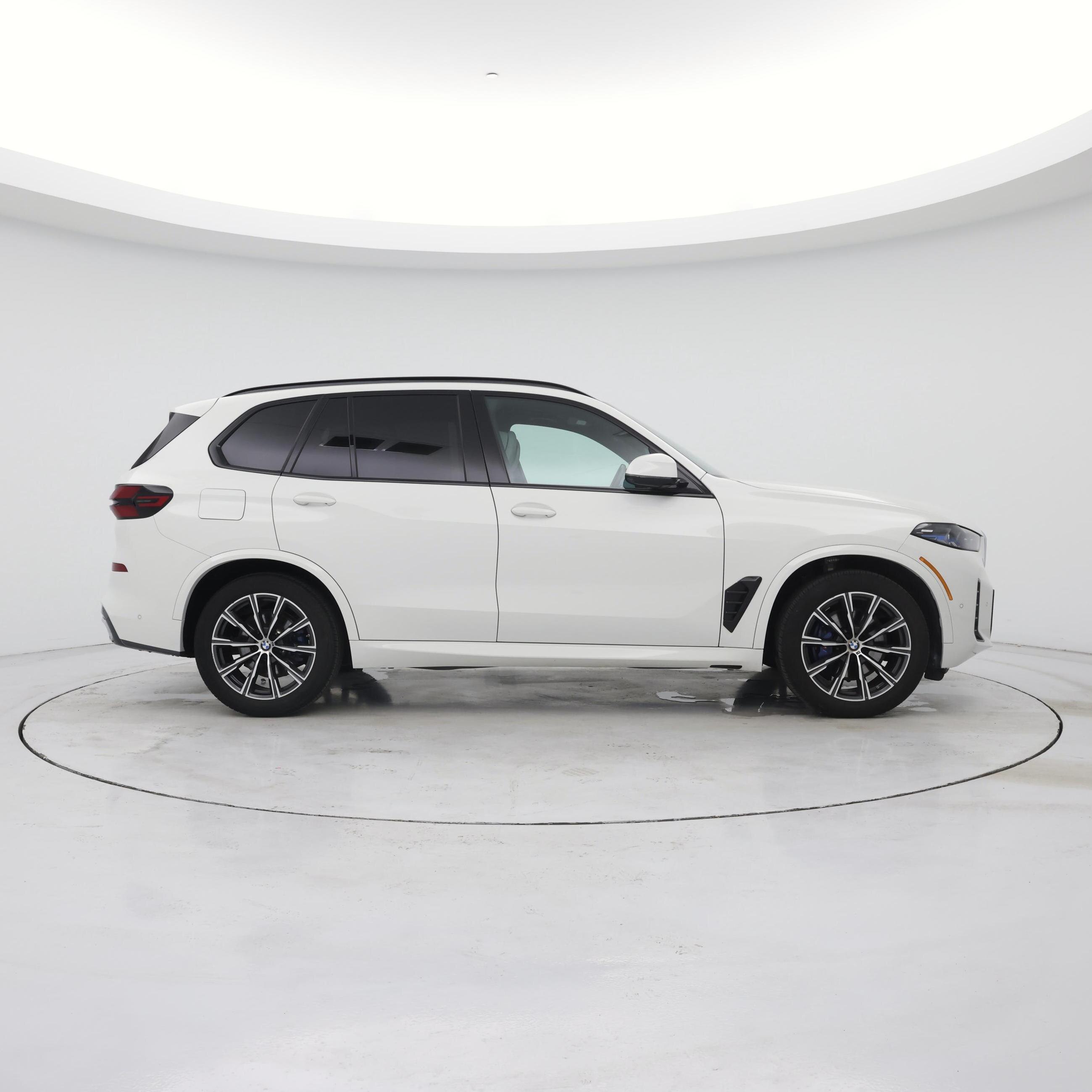Thumbnail: 2024 BMW X5 - 7