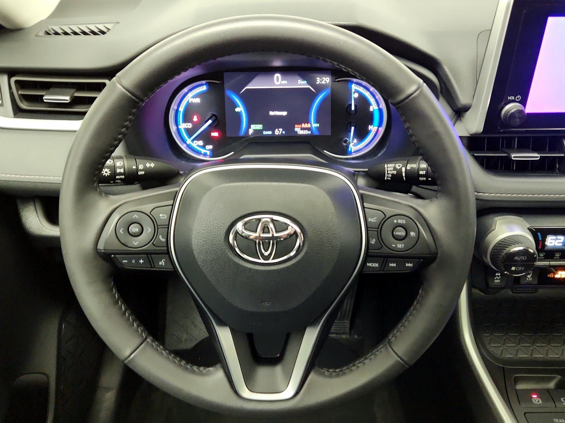 Thumbnail: 2024 Toyota RAV4 - 10