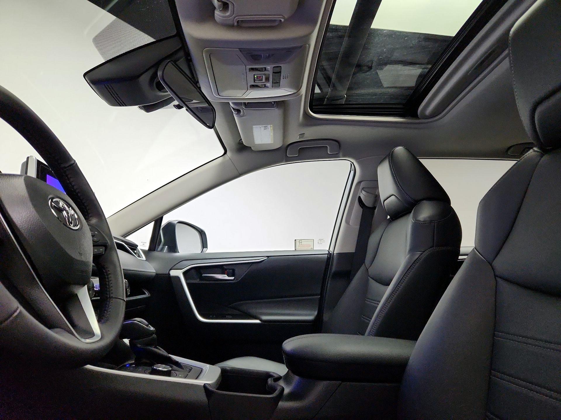 Thumbnail: 2024 Toyota RAV4 - 19